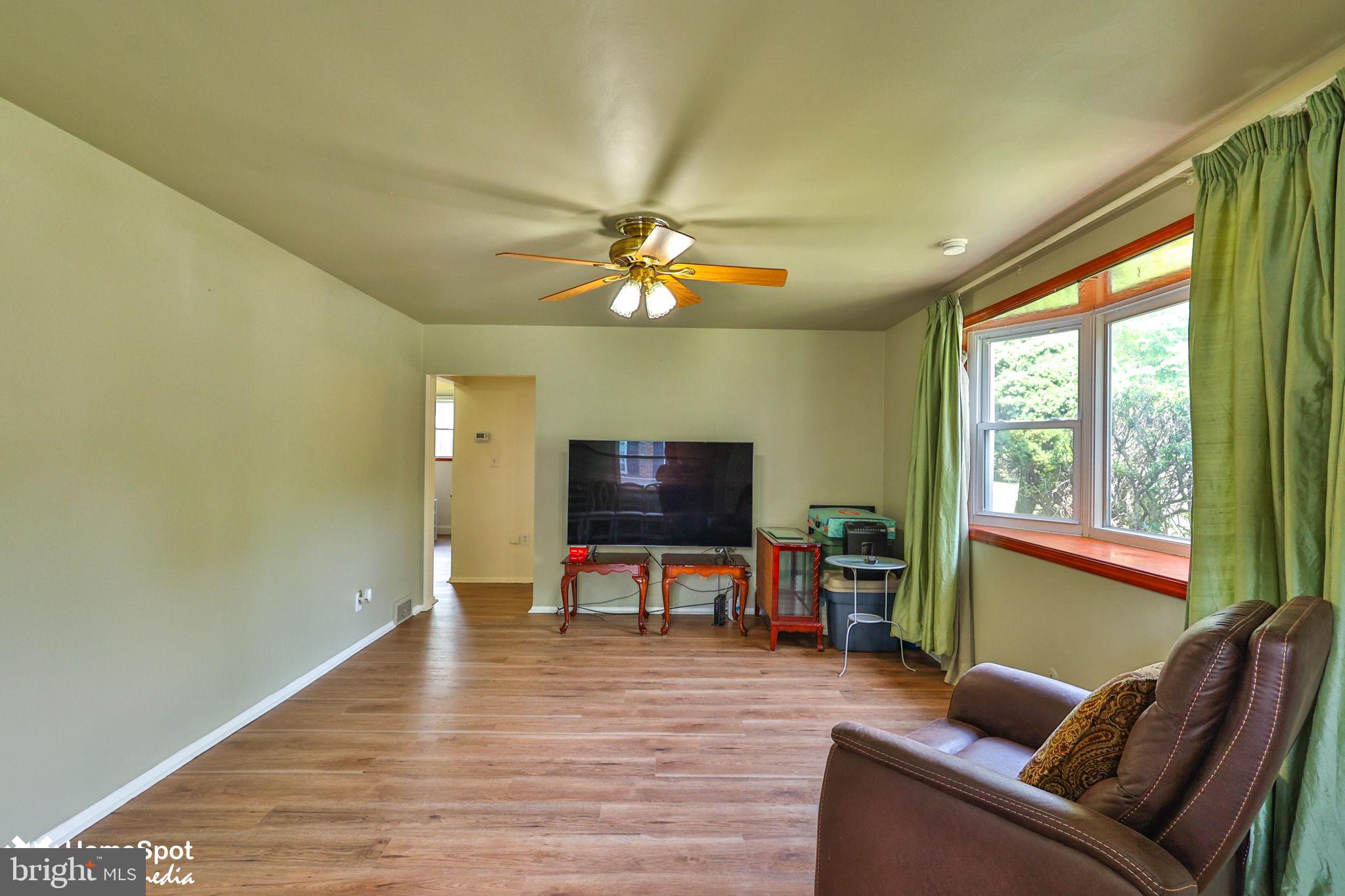 COLLEGE HEIGHTS - Residential