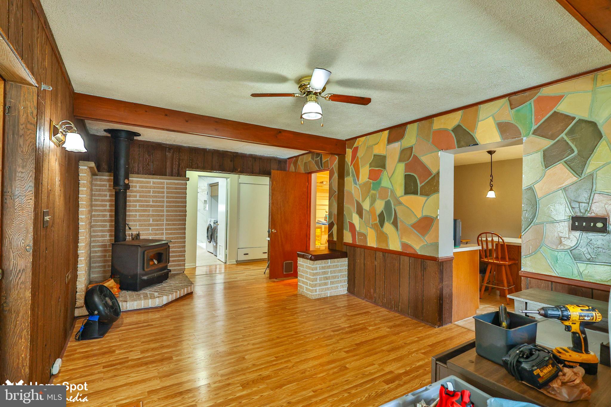 COLLEGE HEIGHTS - Residential