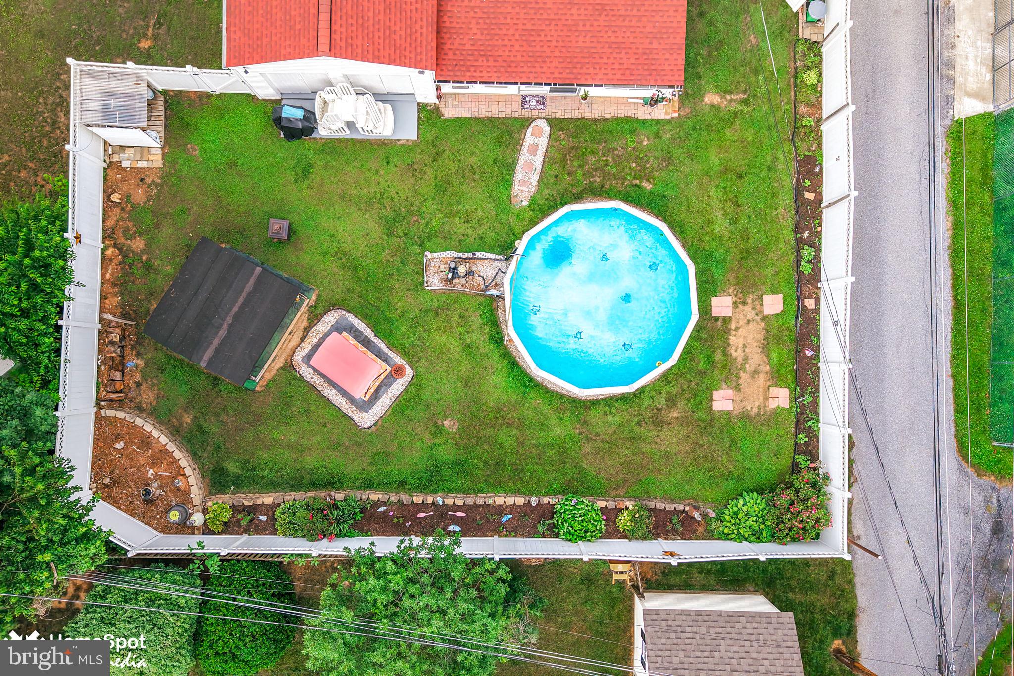 COLLEGE HEIGHTS - Residential
