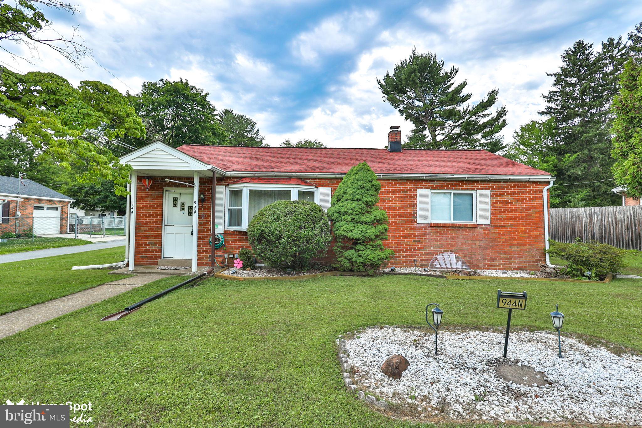 COLLEGE HEIGHTS - Residential