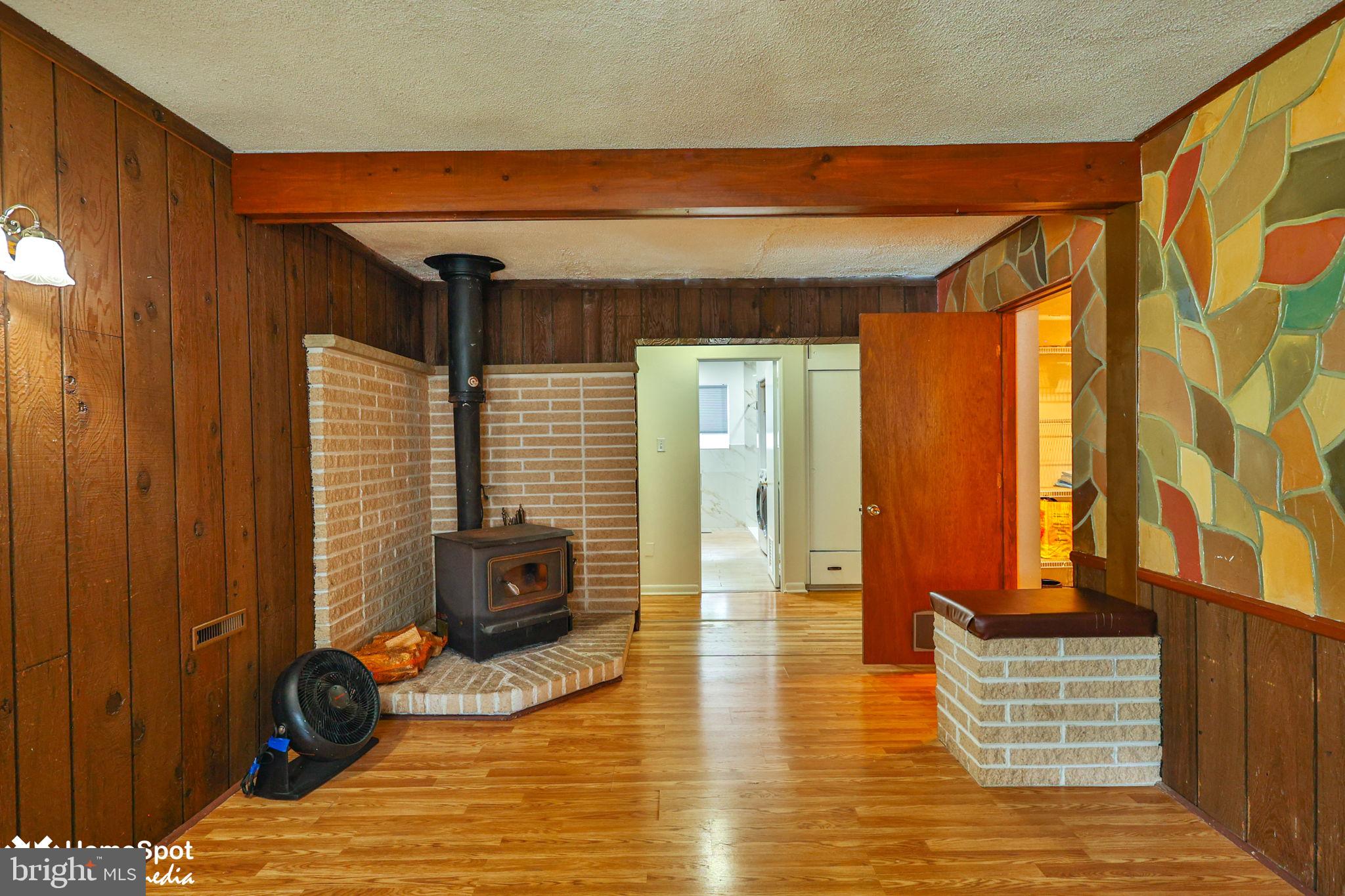 COLLEGE HEIGHTS - Residential