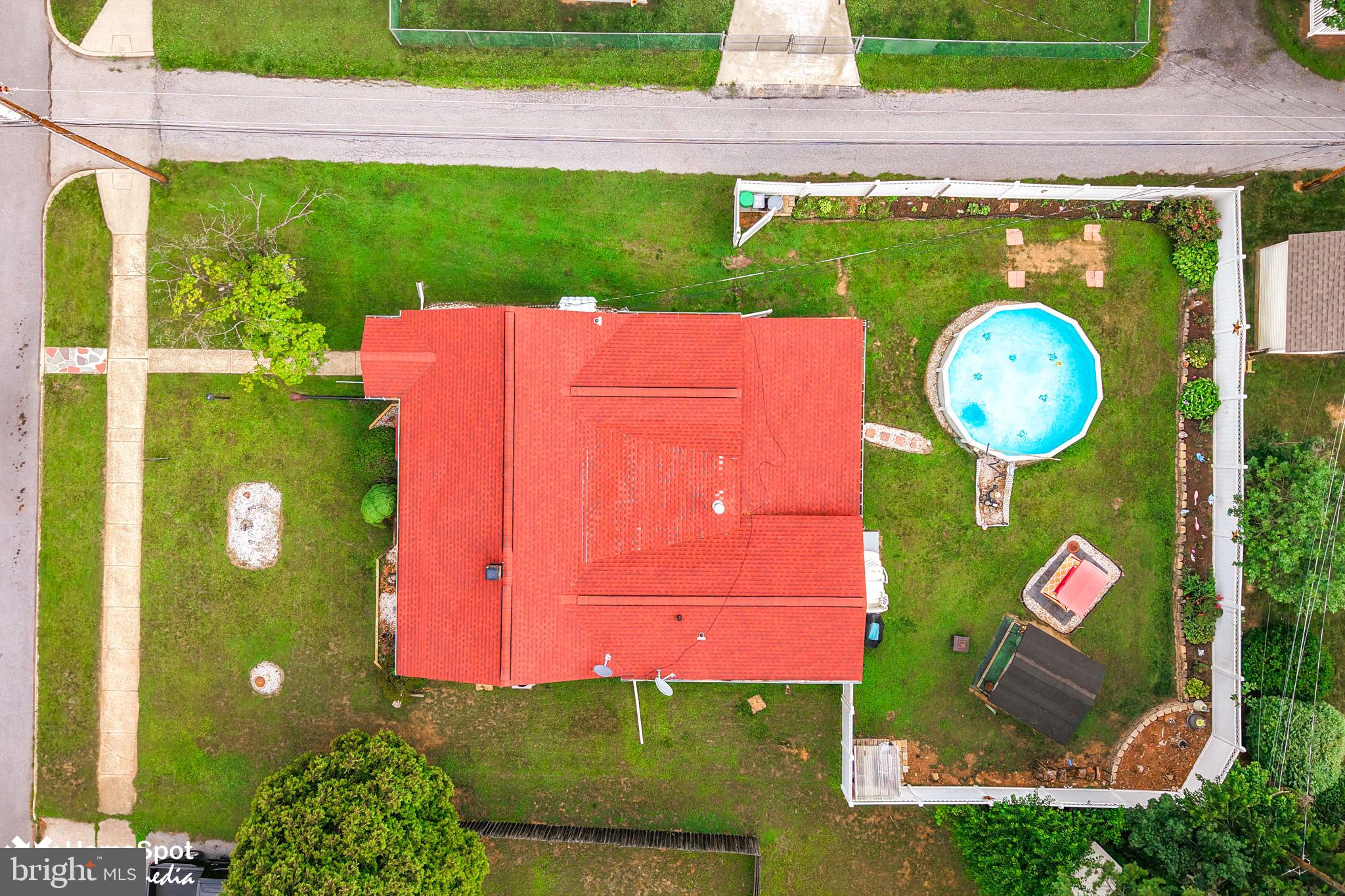 COLLEGE HEIGHTS - Residential