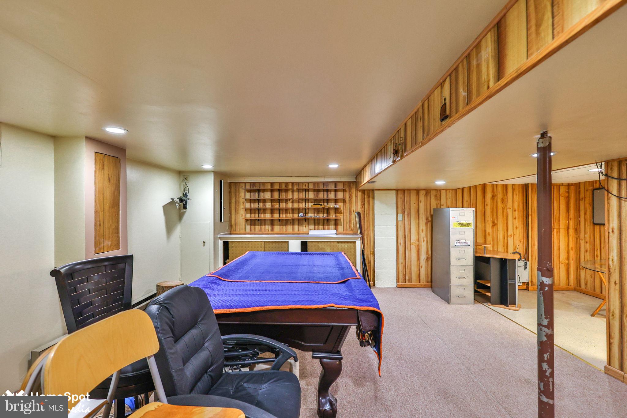 COLLEGE HEIGHTS - Residential