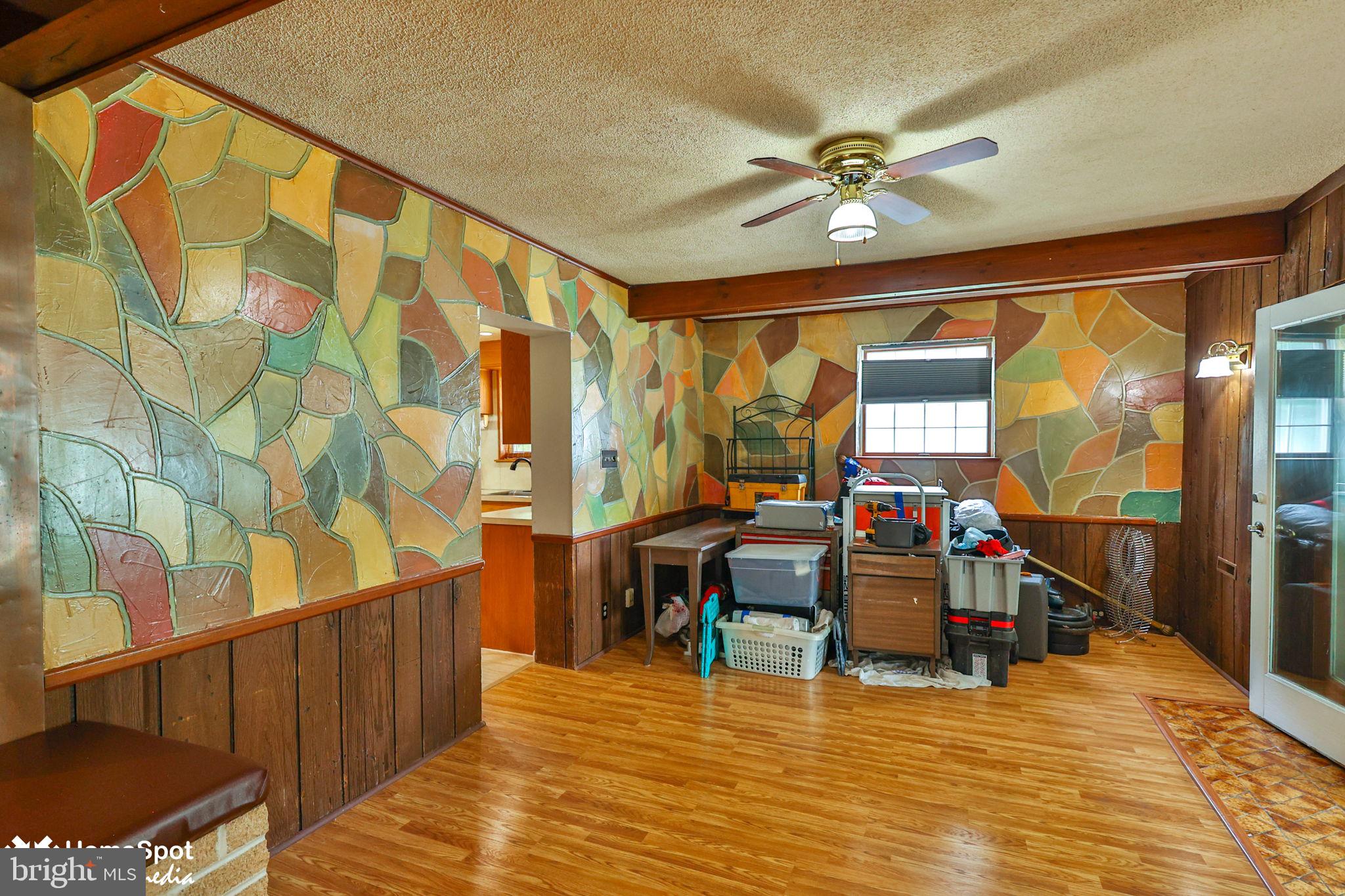 COLLEGE HEIGHTS - Residential