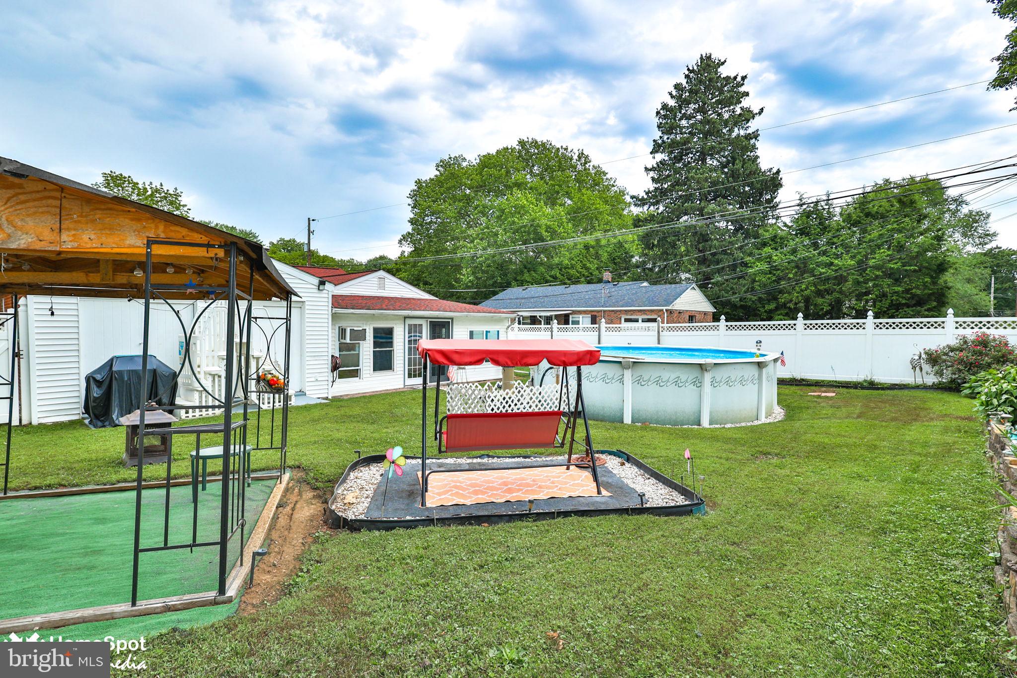 COLLEGE HEIGHTS - Residential
