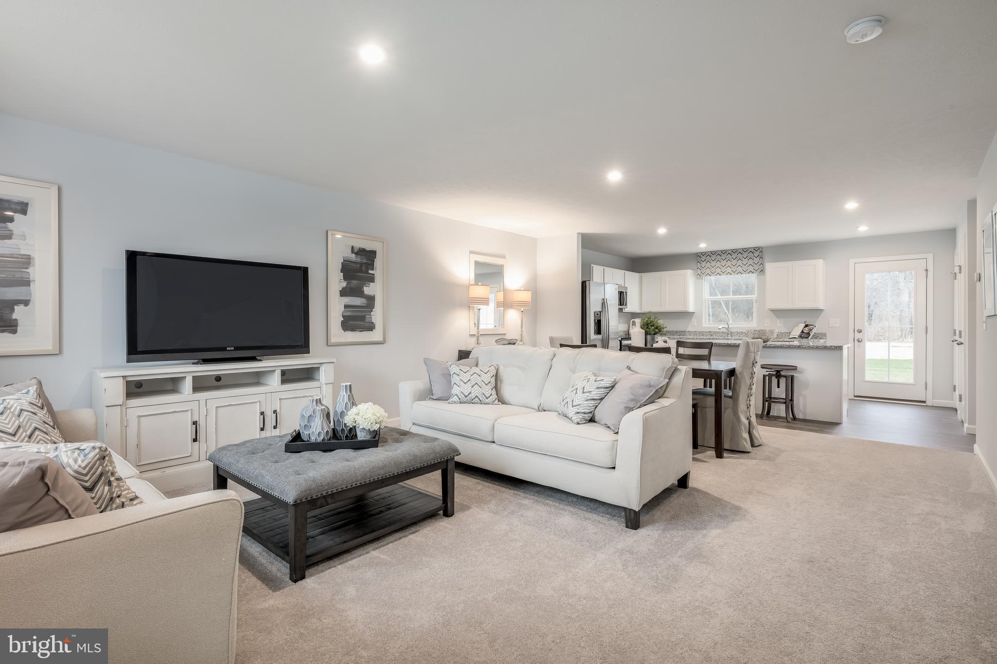 SOUTH BROOK - Residential