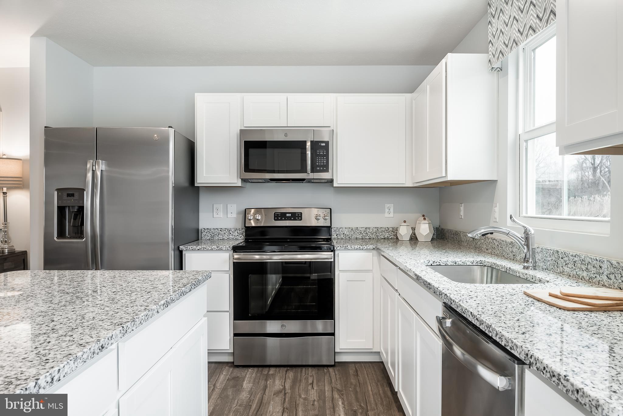 SOUTH BROOK - Residential