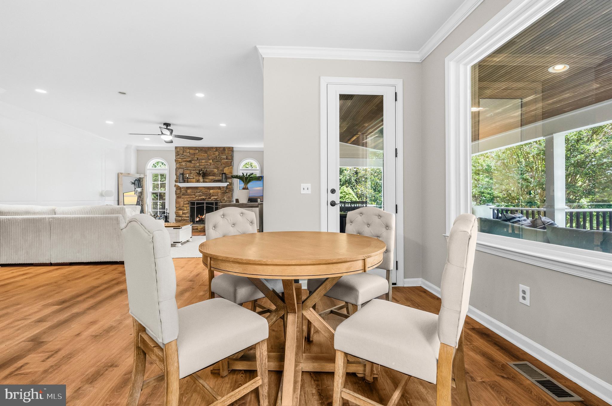 LEETON - Residential