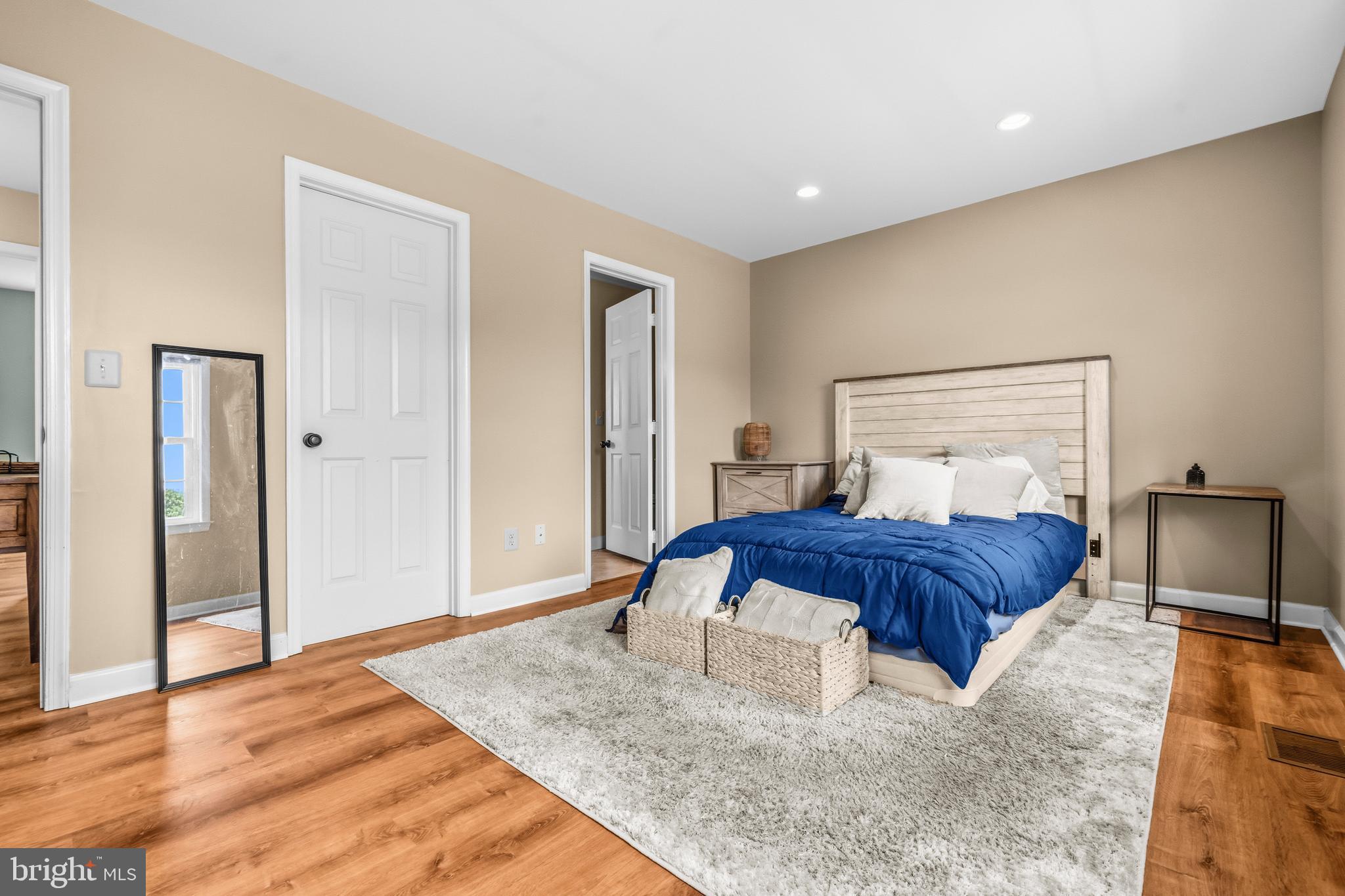 LEETON - Residential