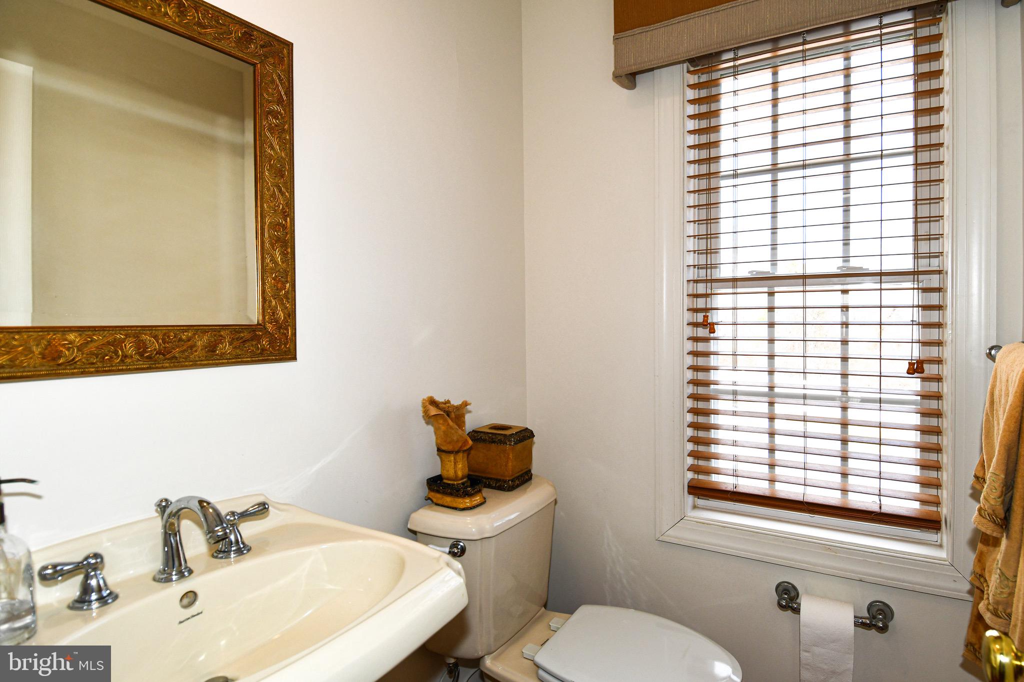 FAIRLAND FARMS - Residential