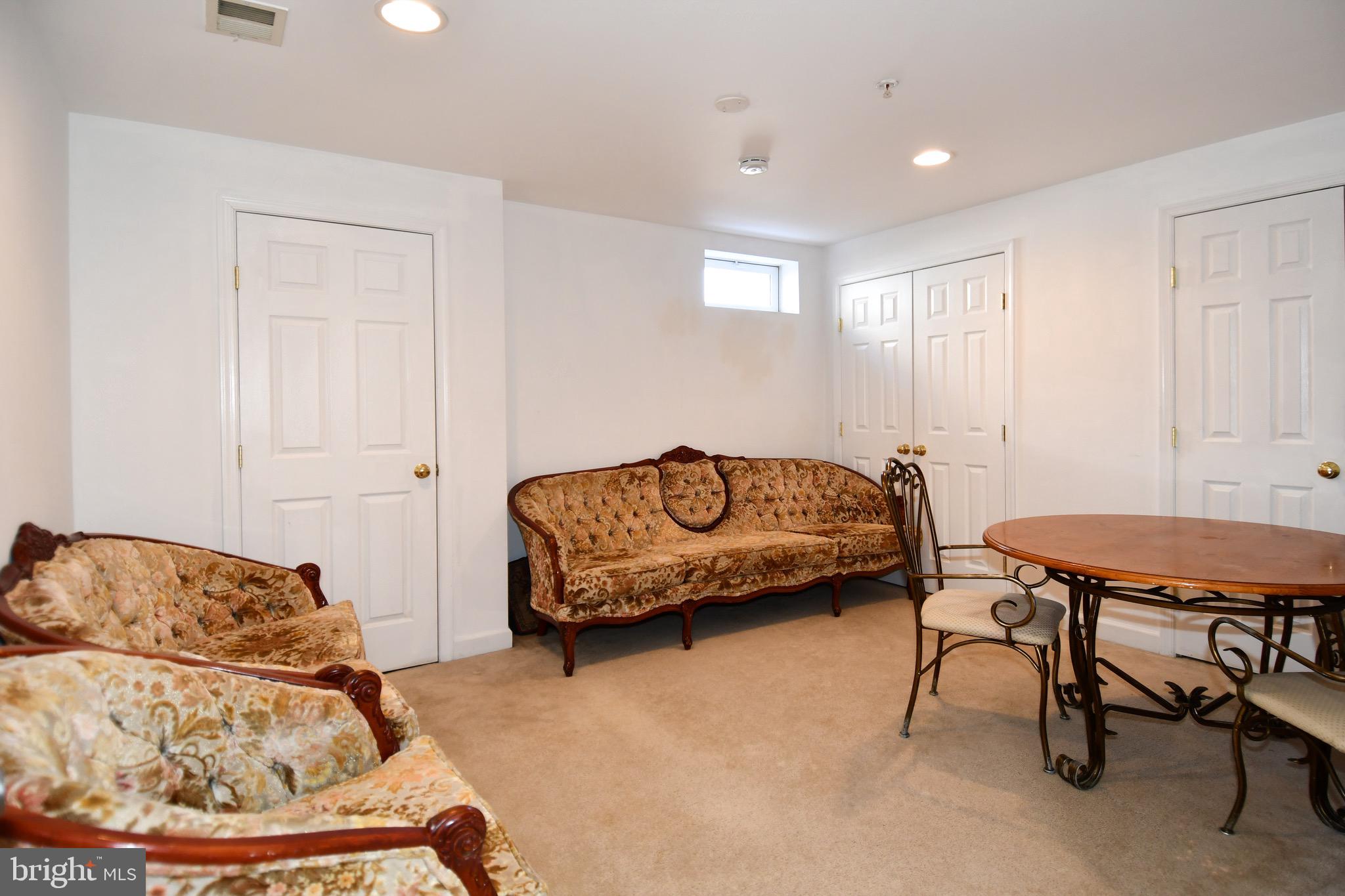 FAIRLAND FARMS - Residential