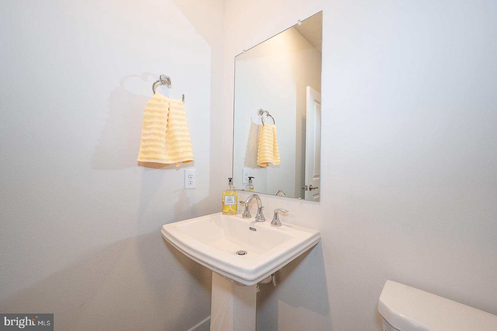 EXTON GROVE - Residential