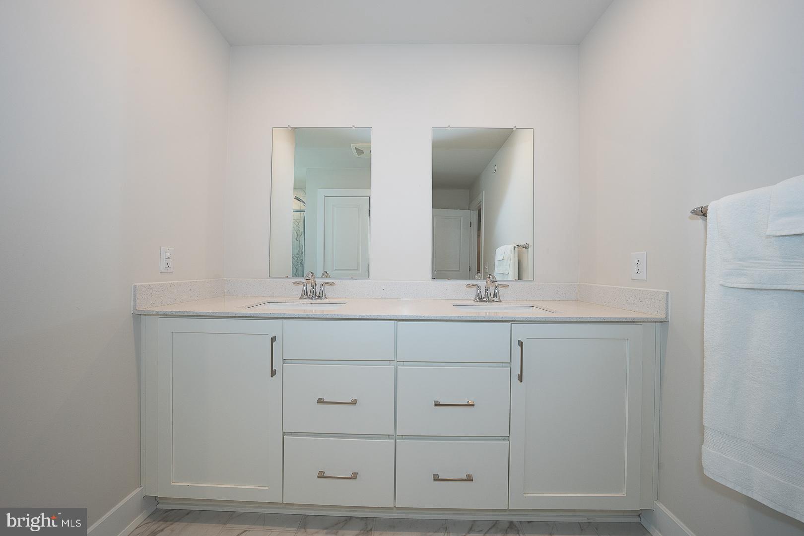 EXTON GROVE - Residential