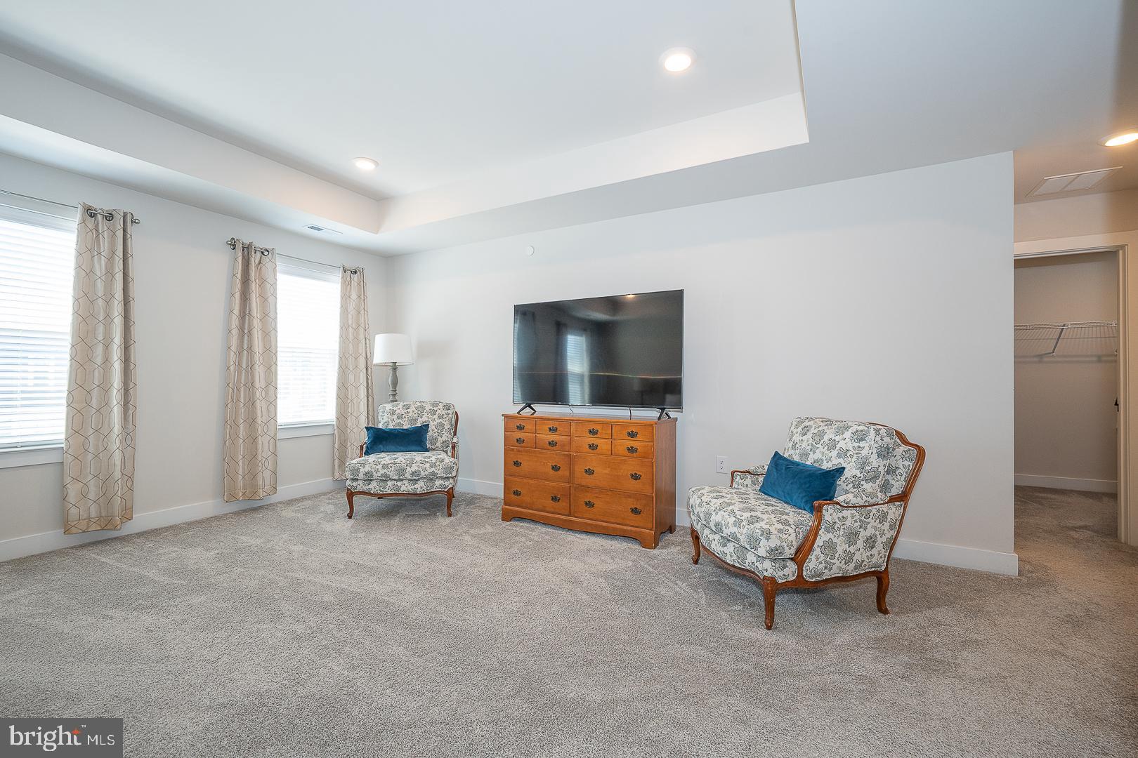 EXTON GROVE - Residential