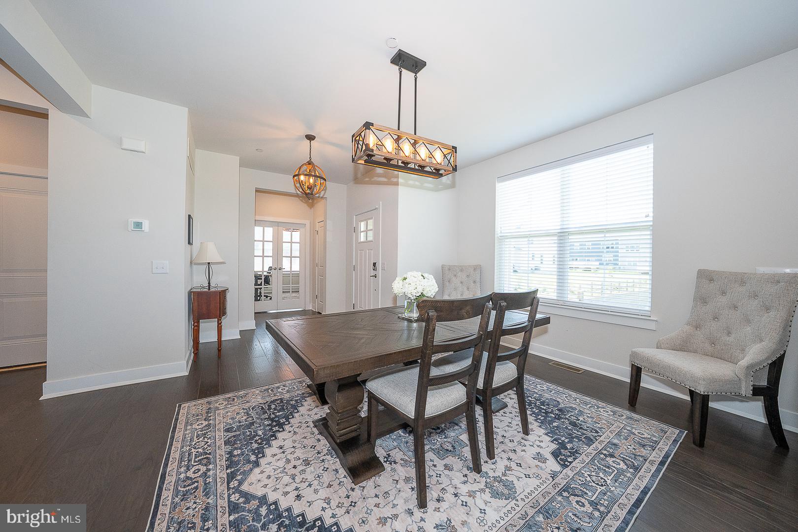 EXTON GROVE - Residential
