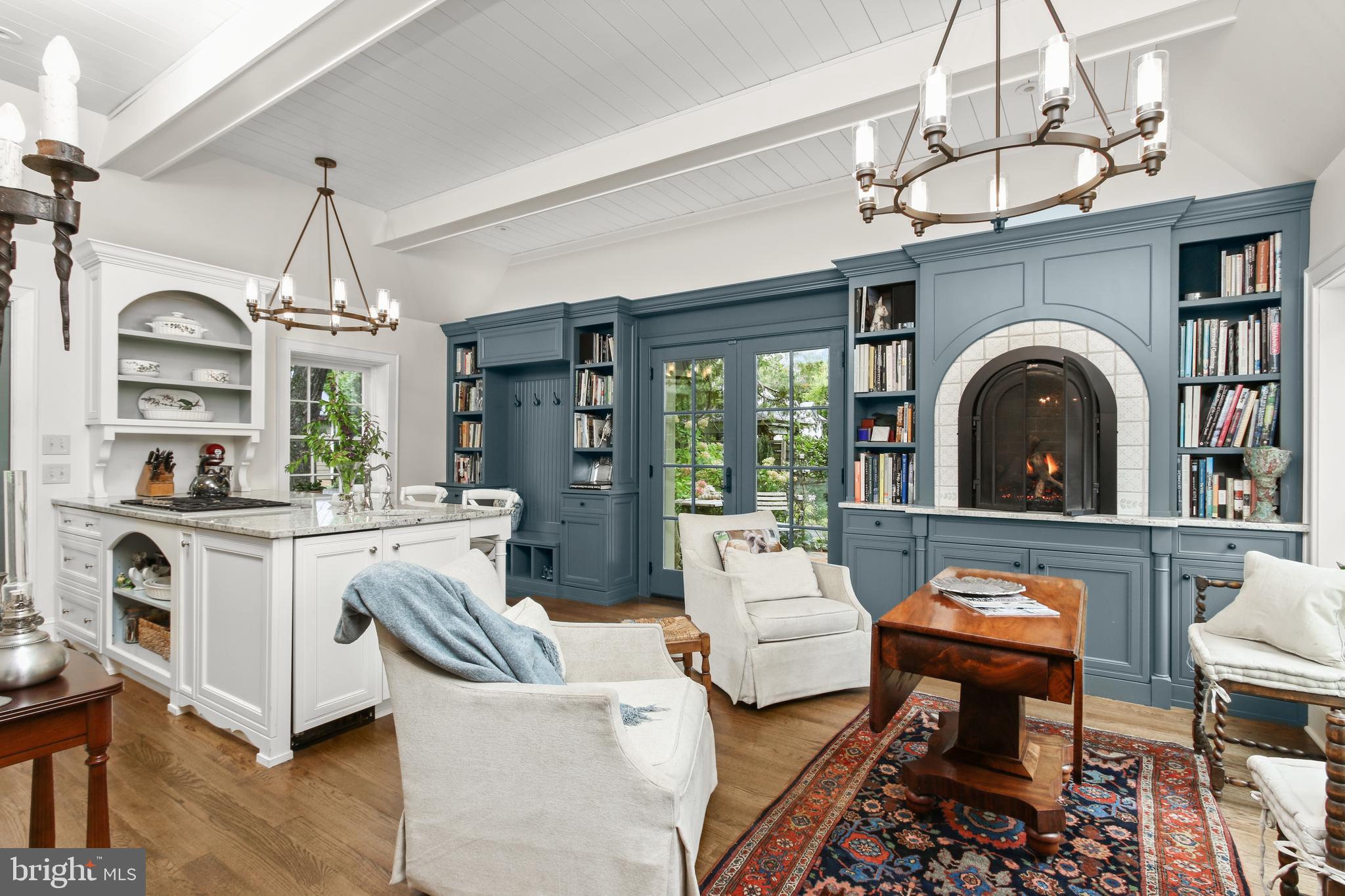 HISTORIC LEESBURG - Residential