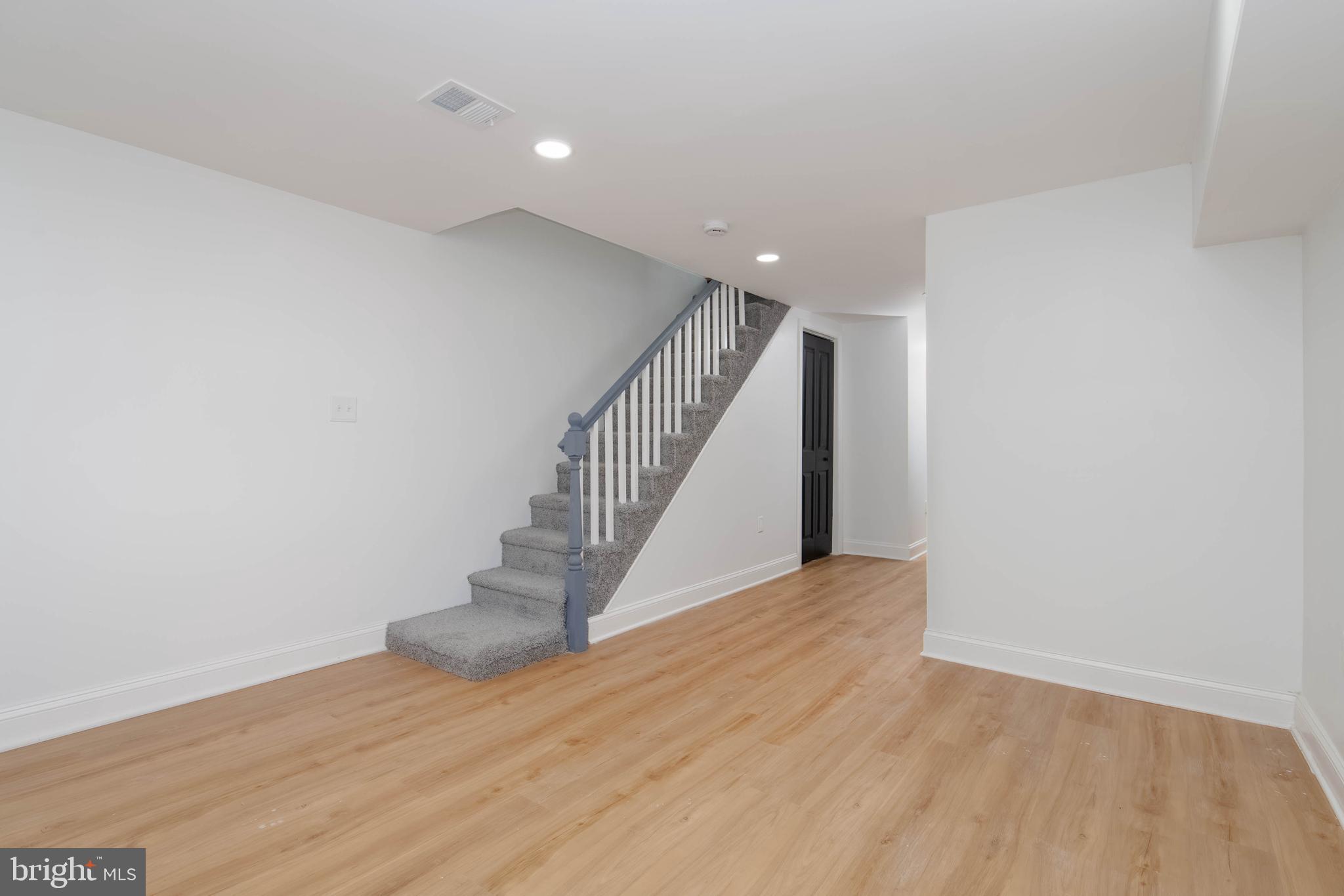 HAMPDEN HISTORIC DISTRICT - Residential