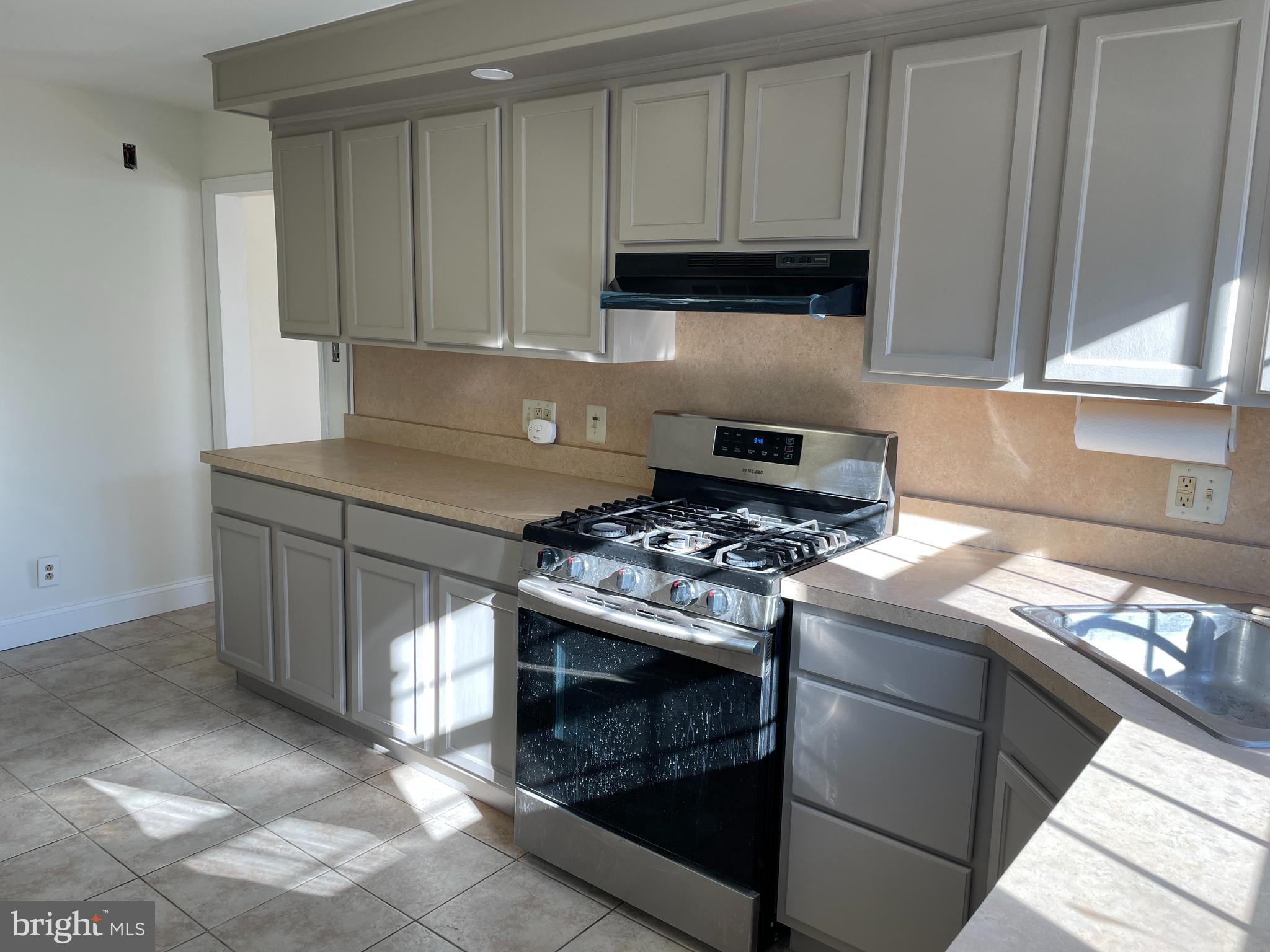 BELMONT HILLS - Residential Lease