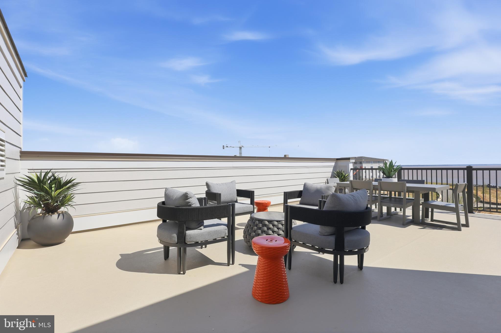 POTOMAC SHORES - Residential