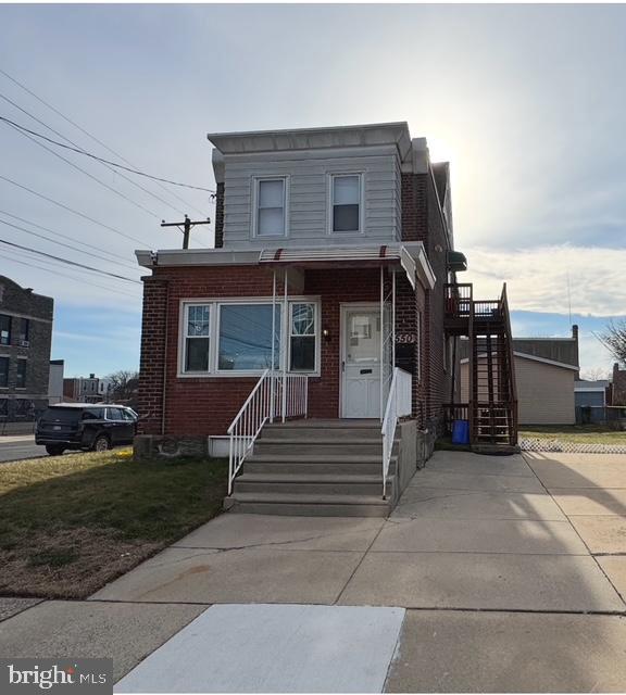 LAWNDALE - Residential Income