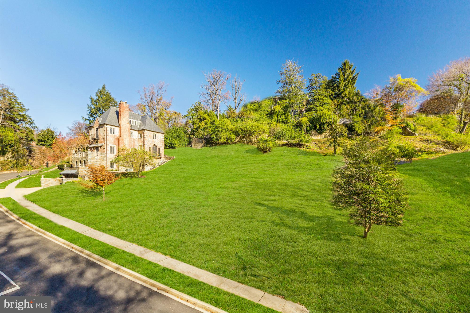 MASSACHUSETTS AVENUE HEIGHTS - Residential