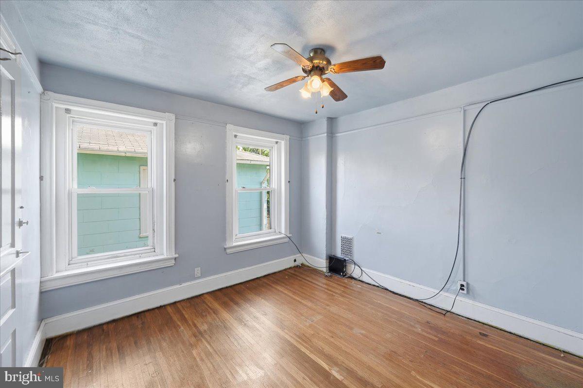ARDMORE CROSSING - Residential