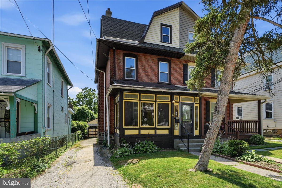 ARDMORE CROSSING - Residential