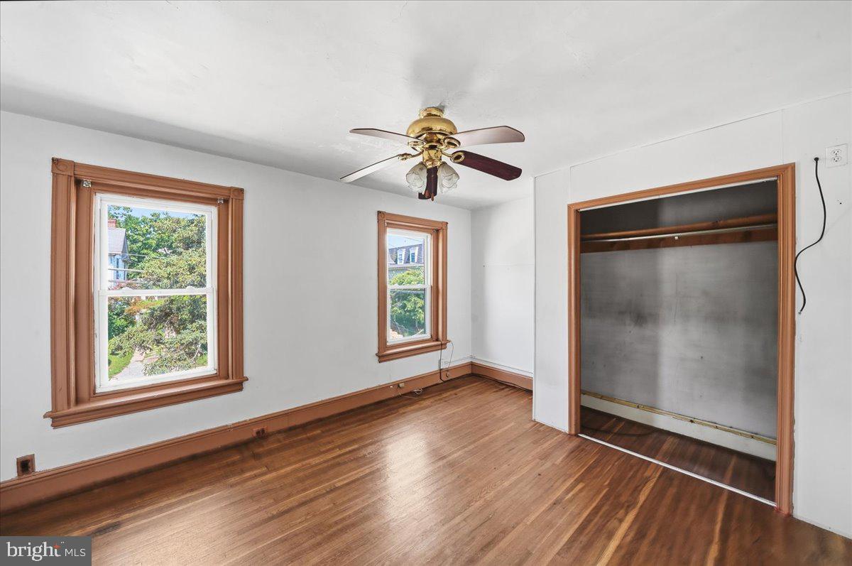 ARDMORE CROSSING - Residential