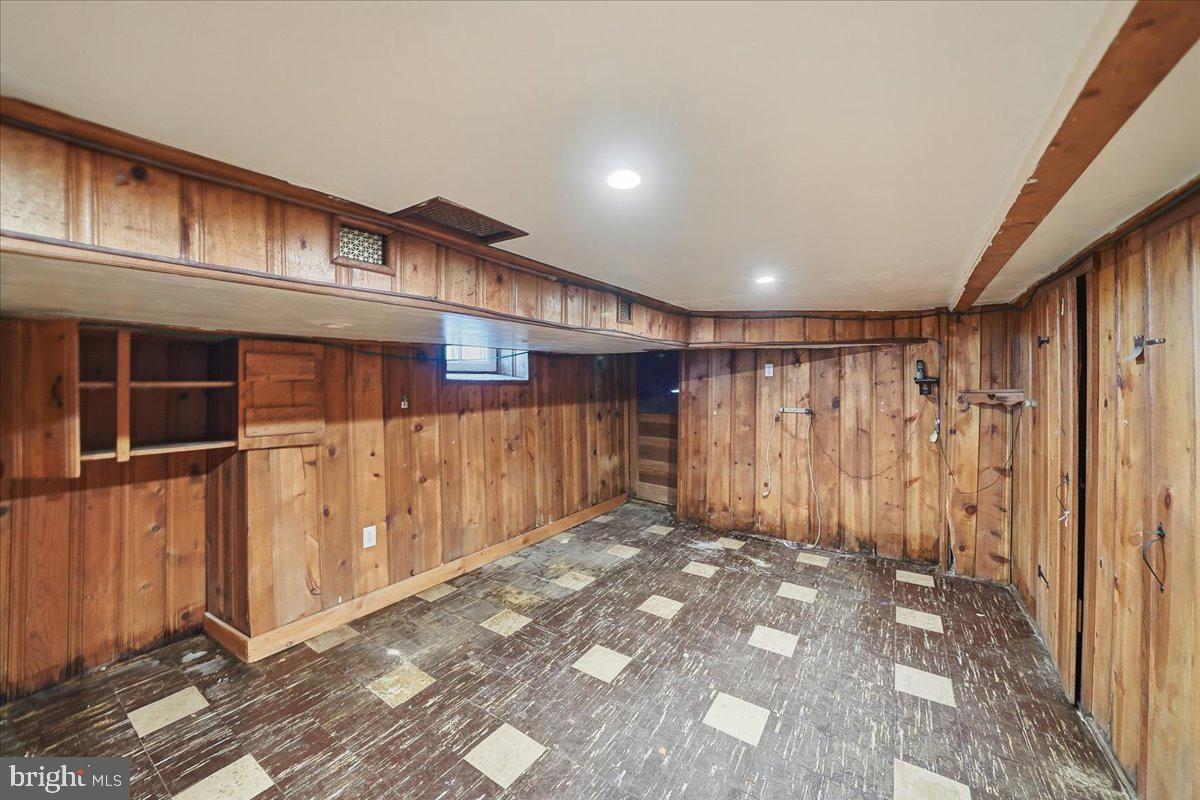 ARDMORE CROSSING - Residential