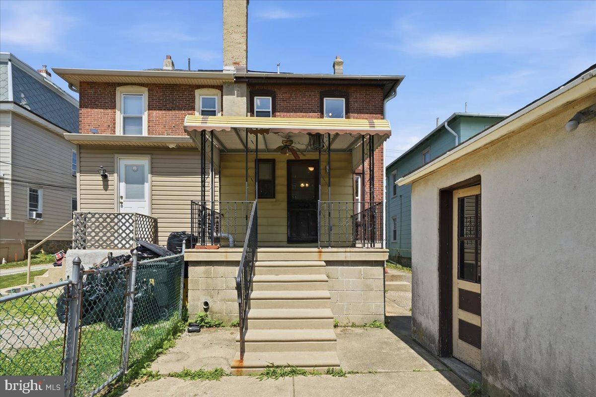 ARDMORE CROSSING - Residential