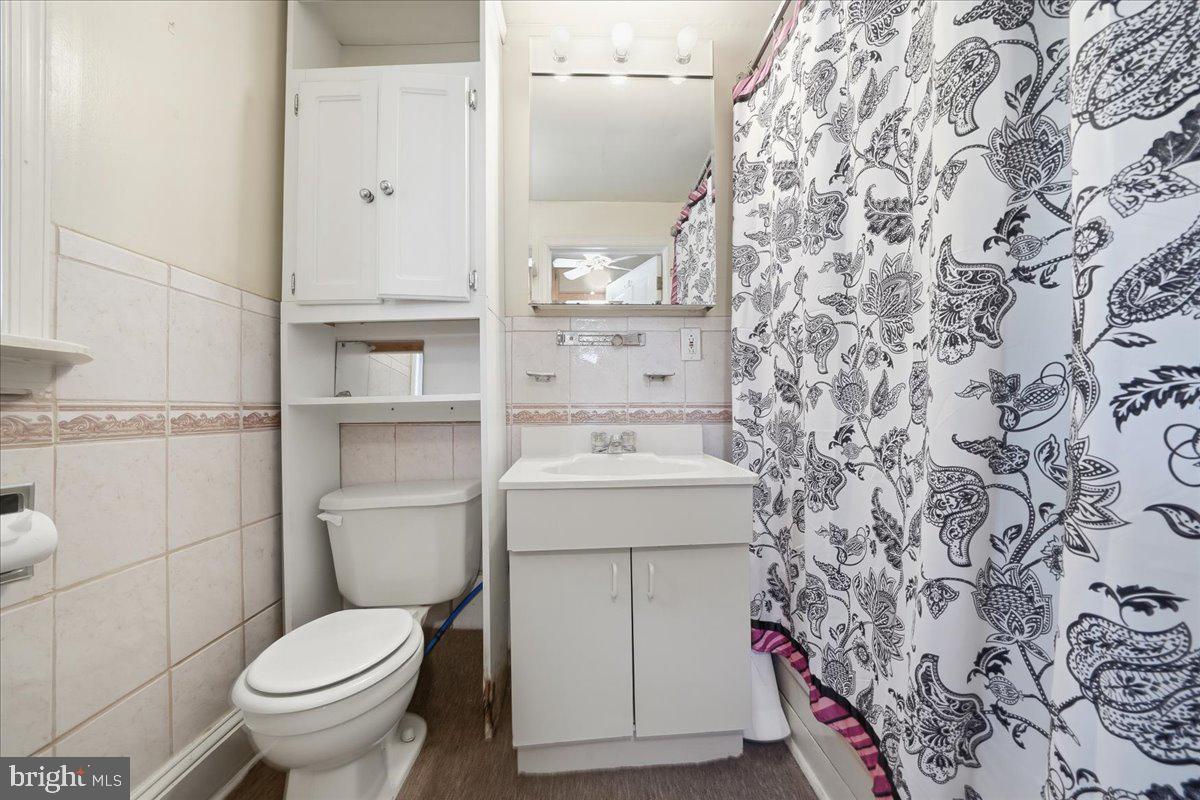 ARDMORE CROSSING - Residential