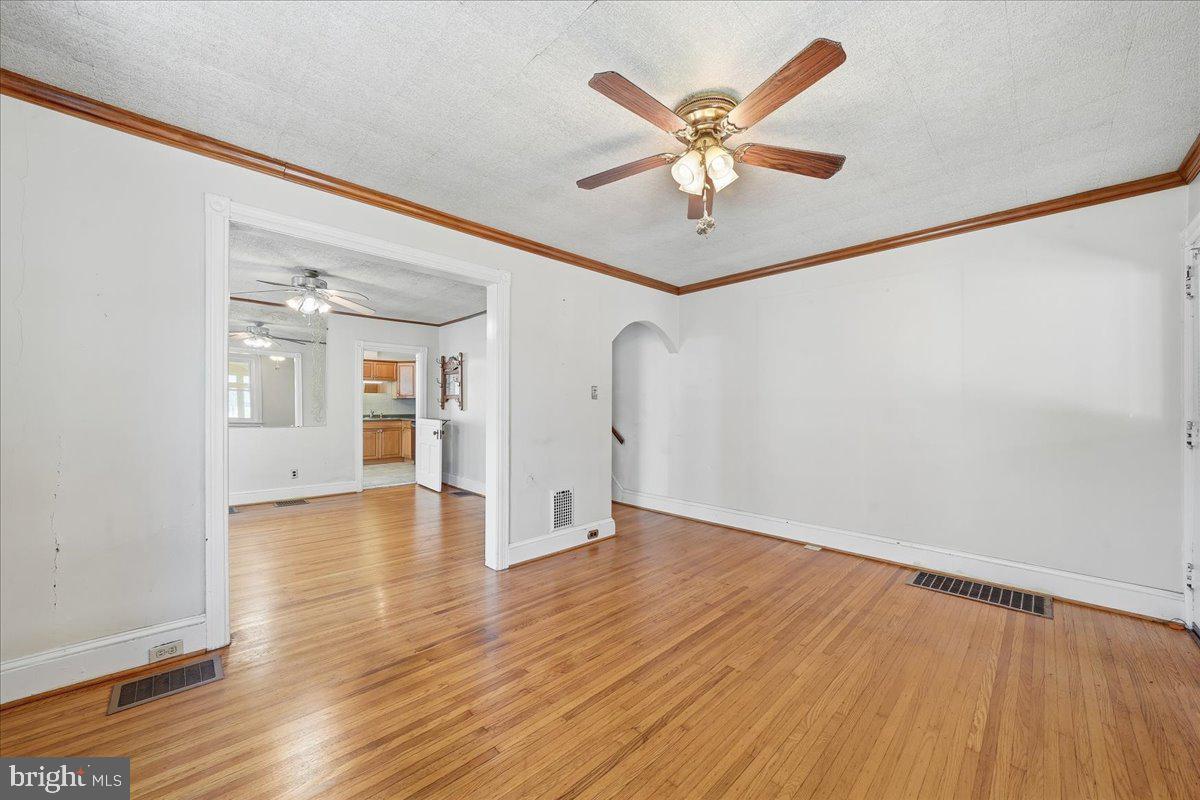 ARDMORE CROSSING - Residential