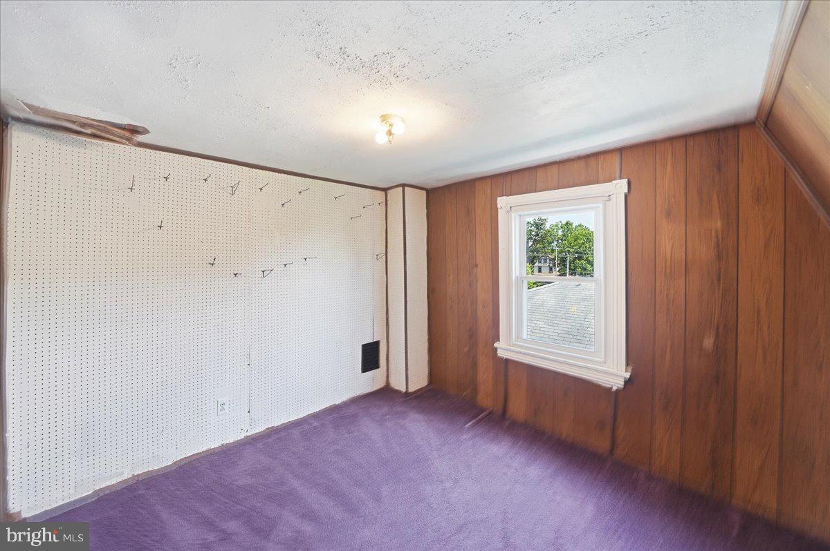 ARDMORE CROSSING - Residential