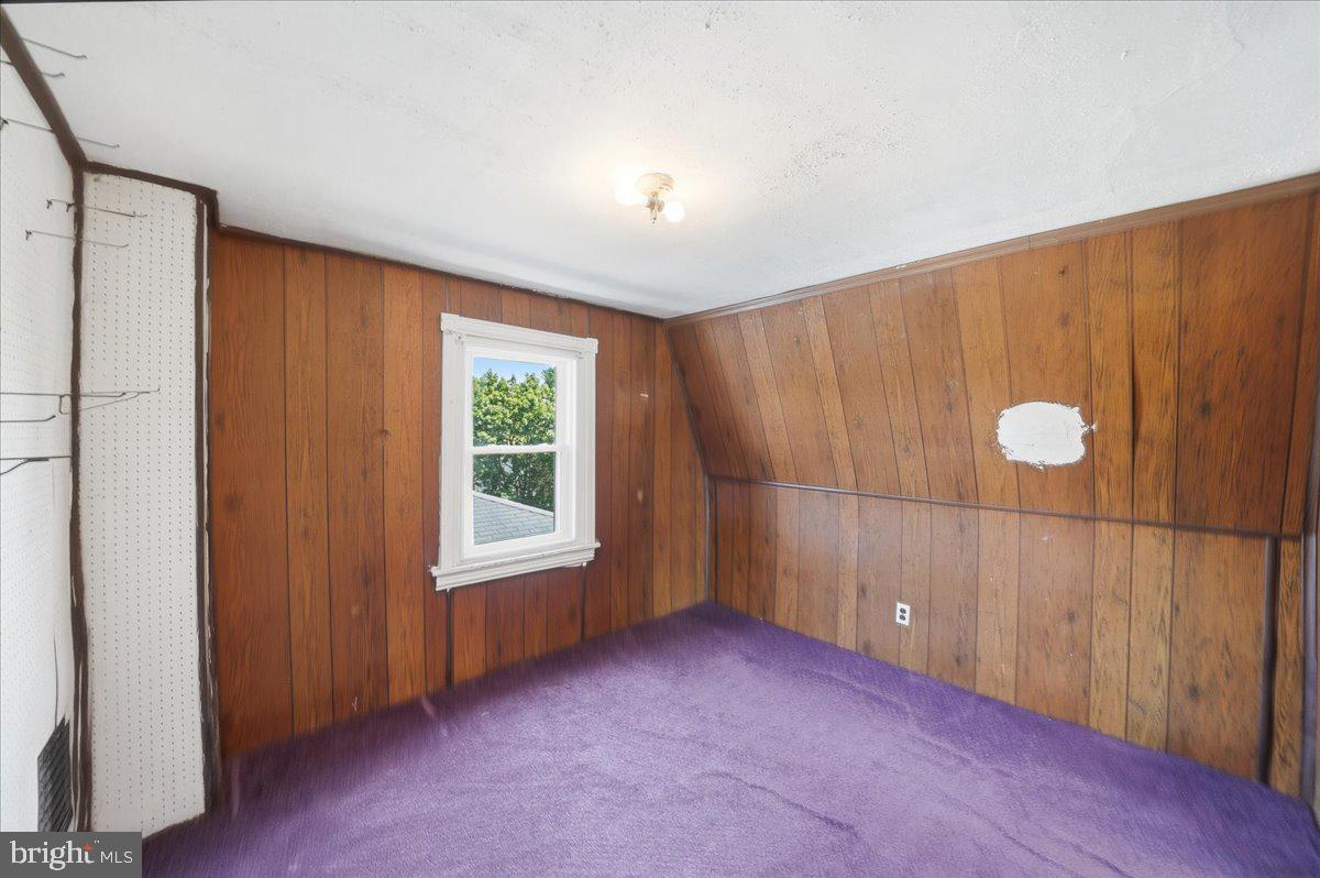 ARDMORE CROSSING - Residential
