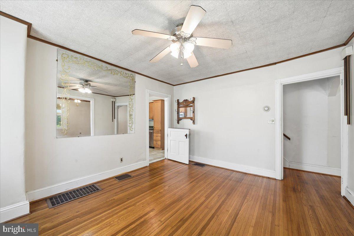 ARDMORE CROSSING - Residential
