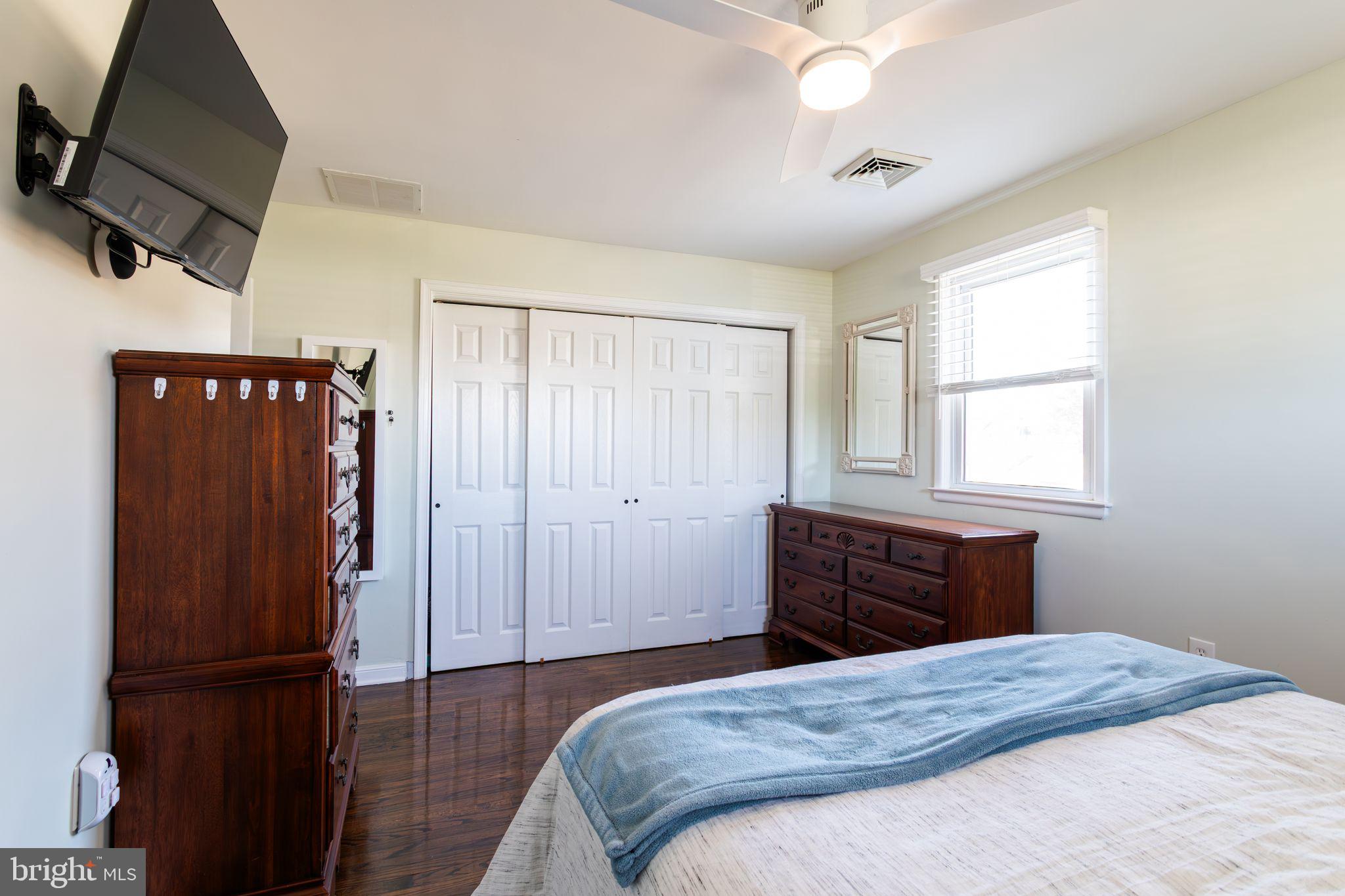 CHURCHVILLE MANOR - Residential