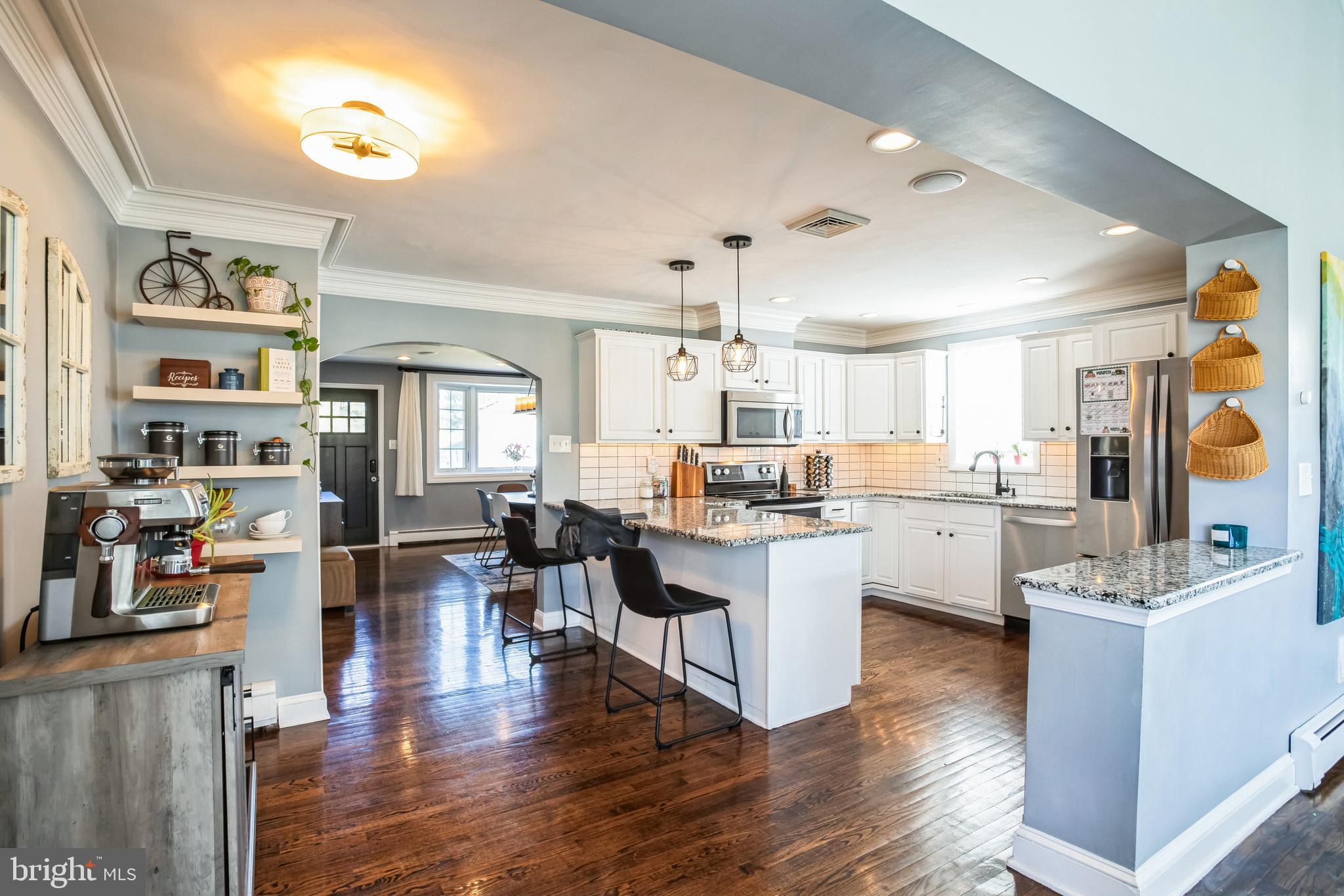 CHURCHVILLE MANOR - Residential