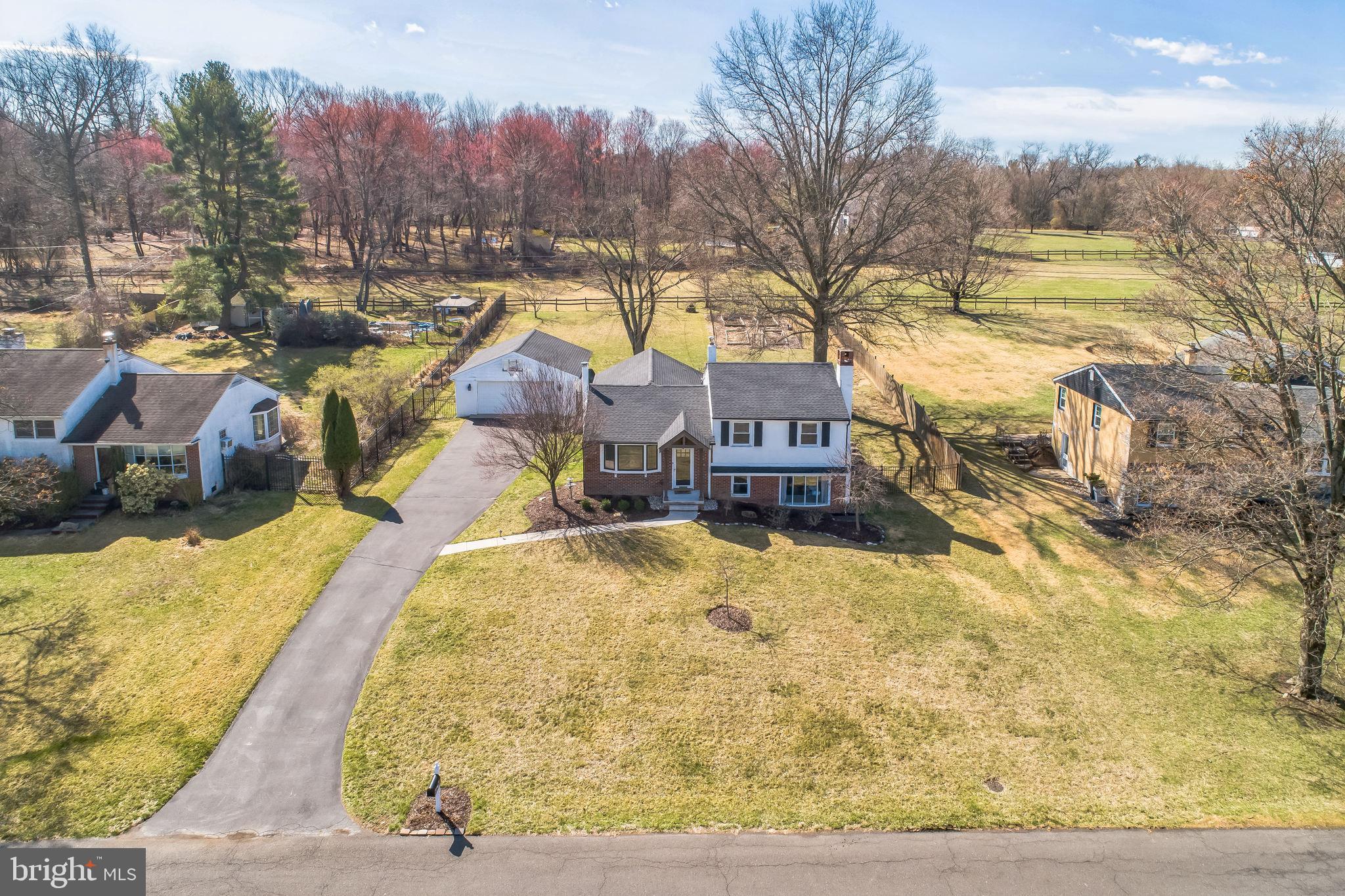 CHURCHVILLE MANOR - Residential