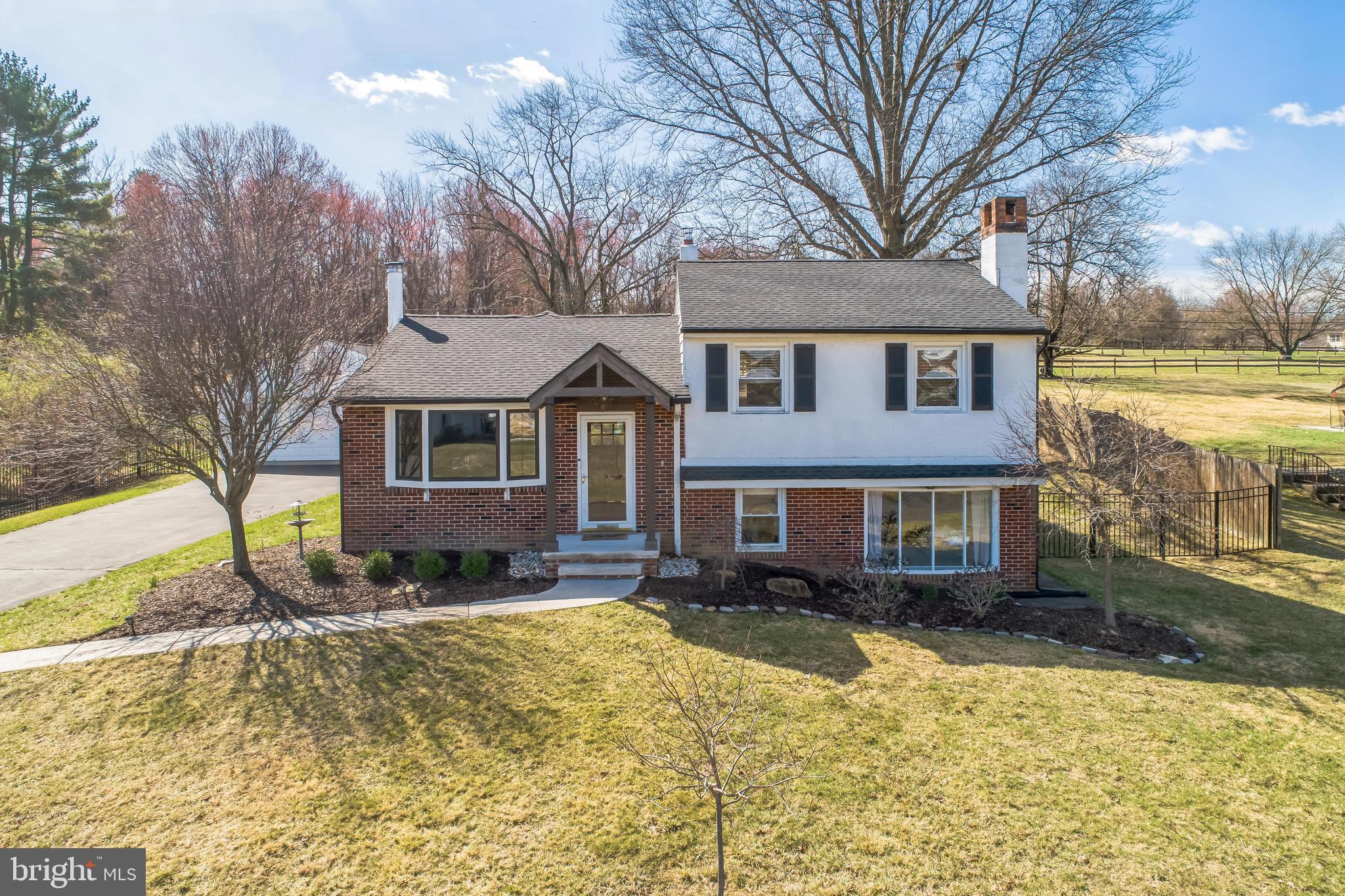 CHURCHVILLE MANOR - Residential