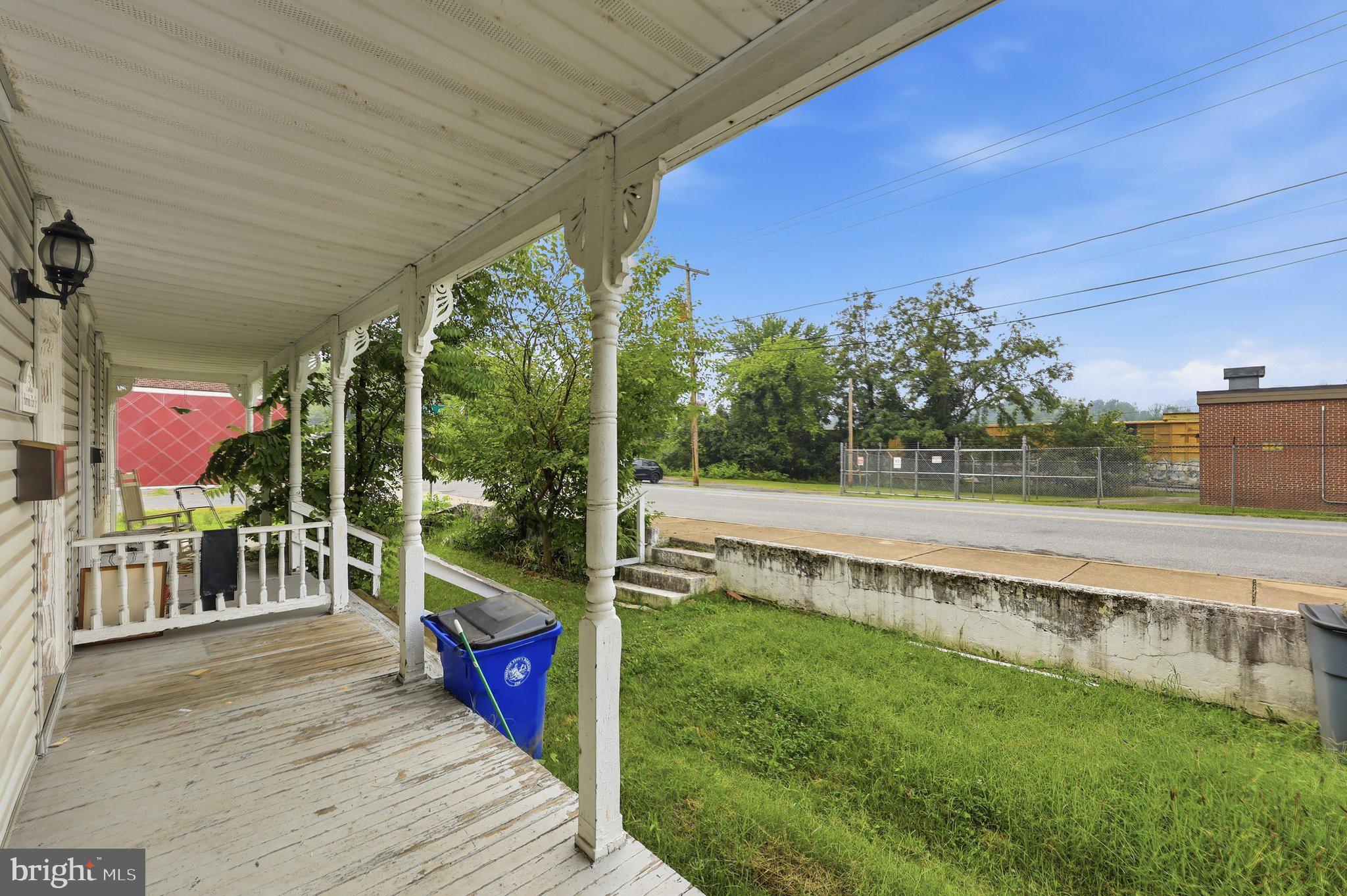 BRUNSWICK - Residential