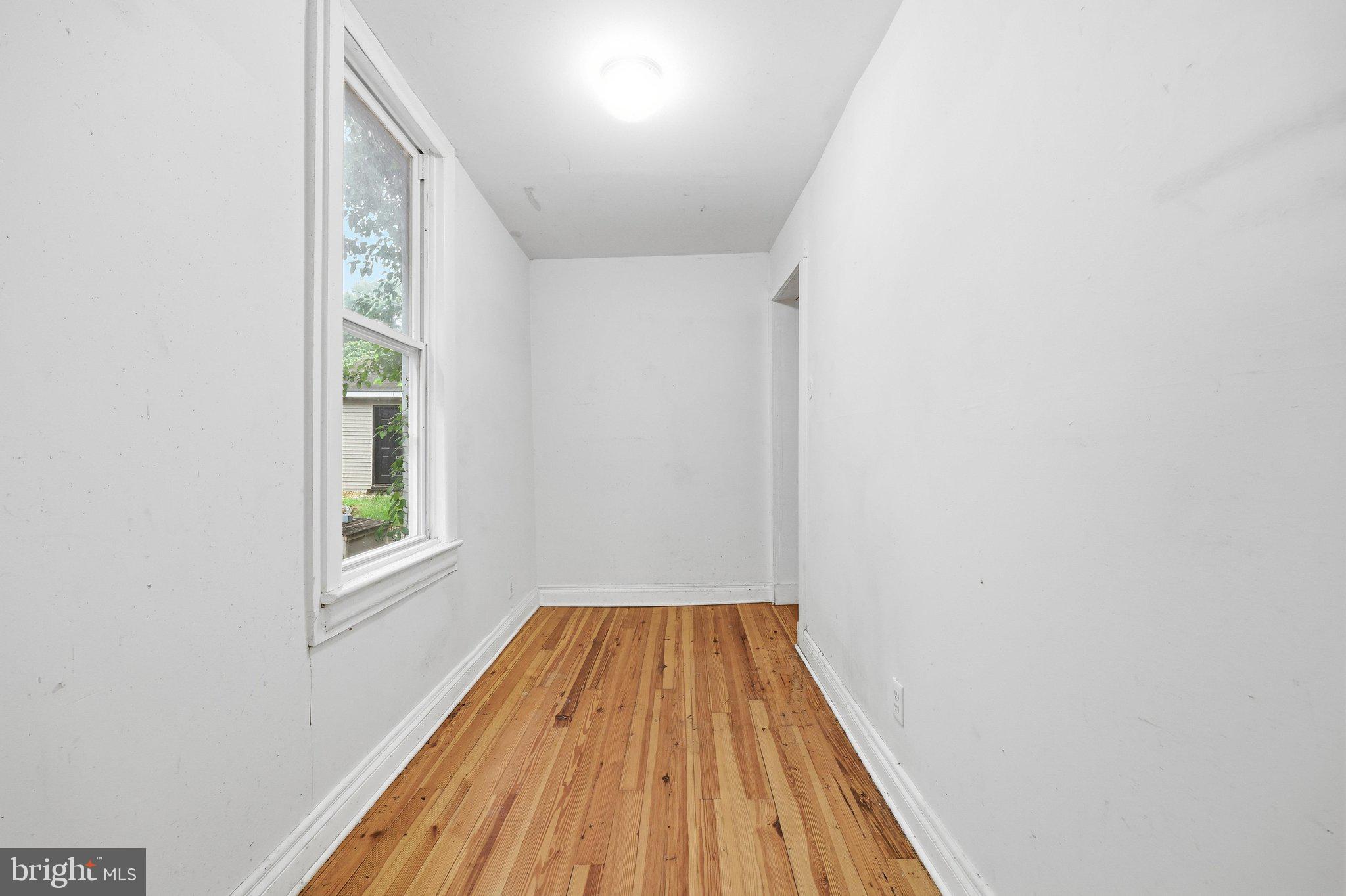 BRUNSWICK - Residential