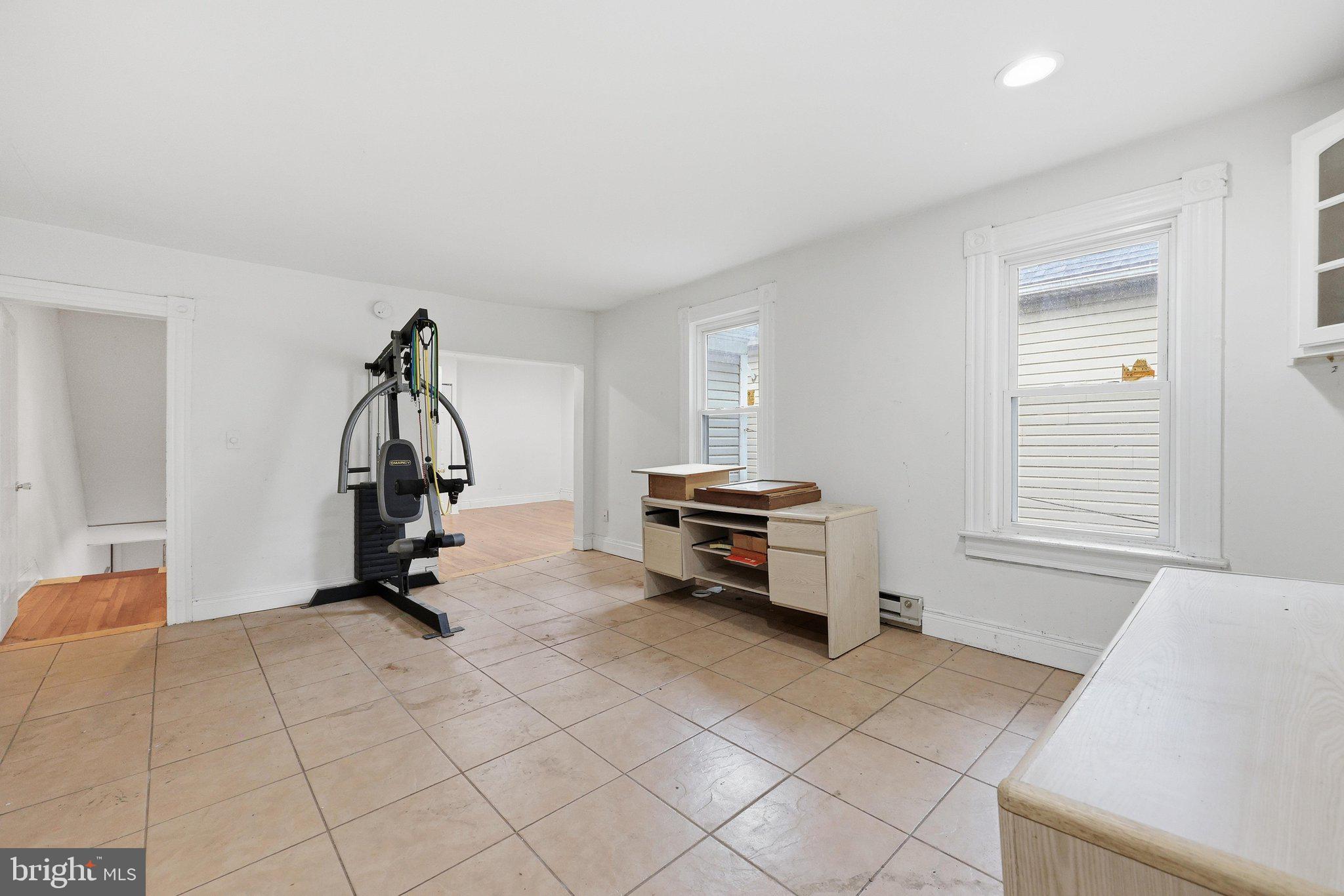 BRUNSWICK - Residential