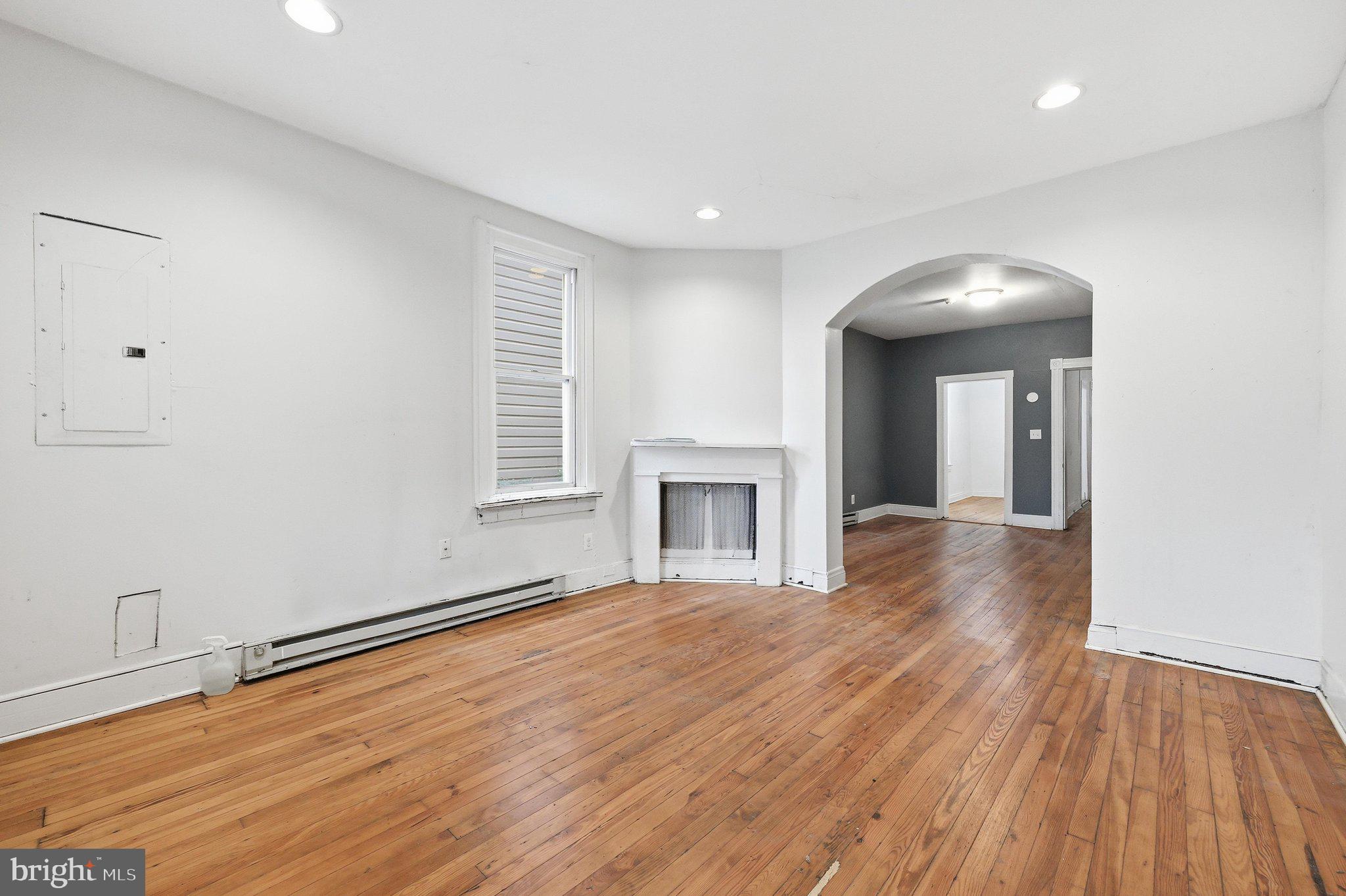 BRUNSWICK - Residential