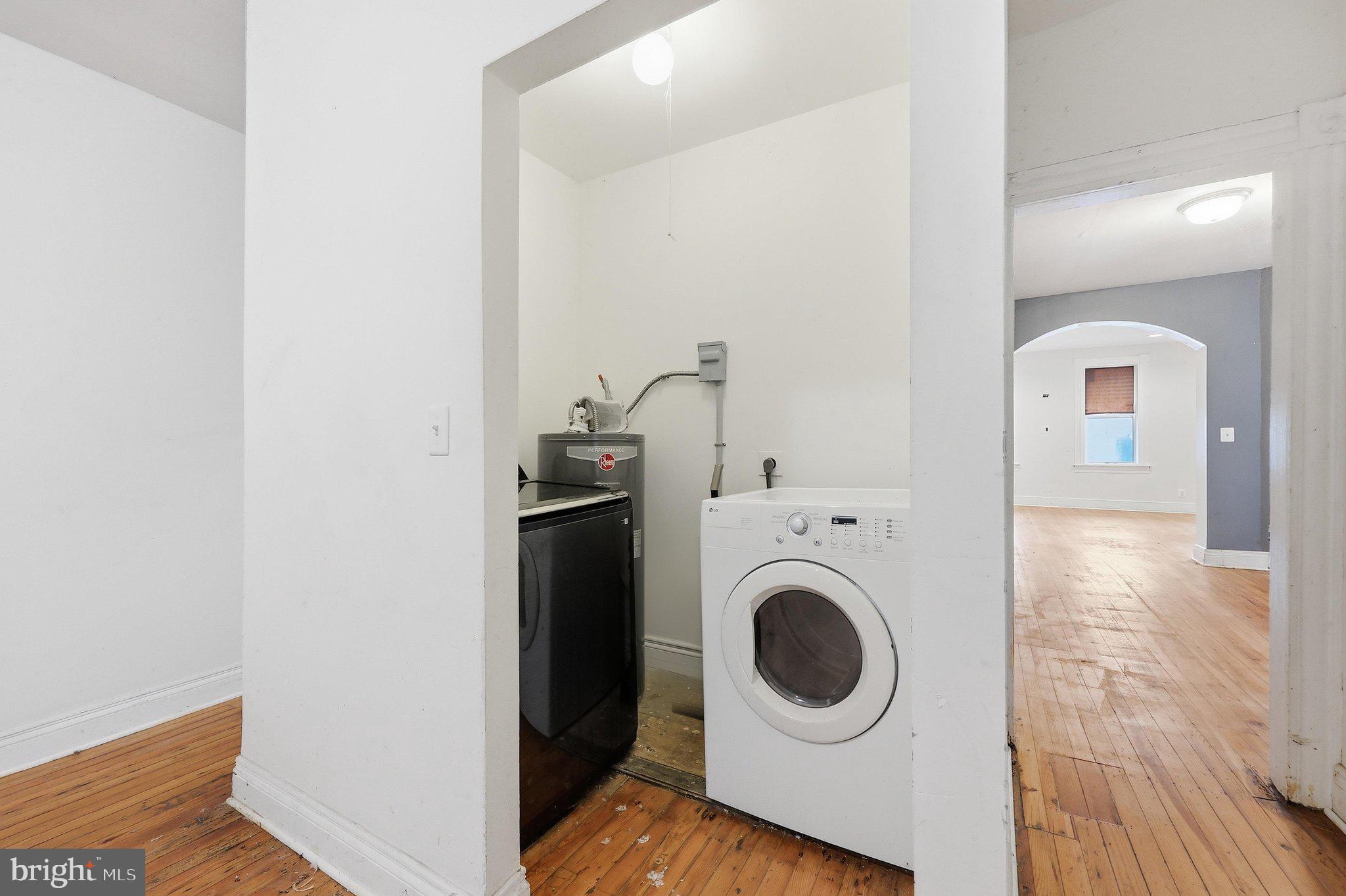 BRUNSWICK - Residential