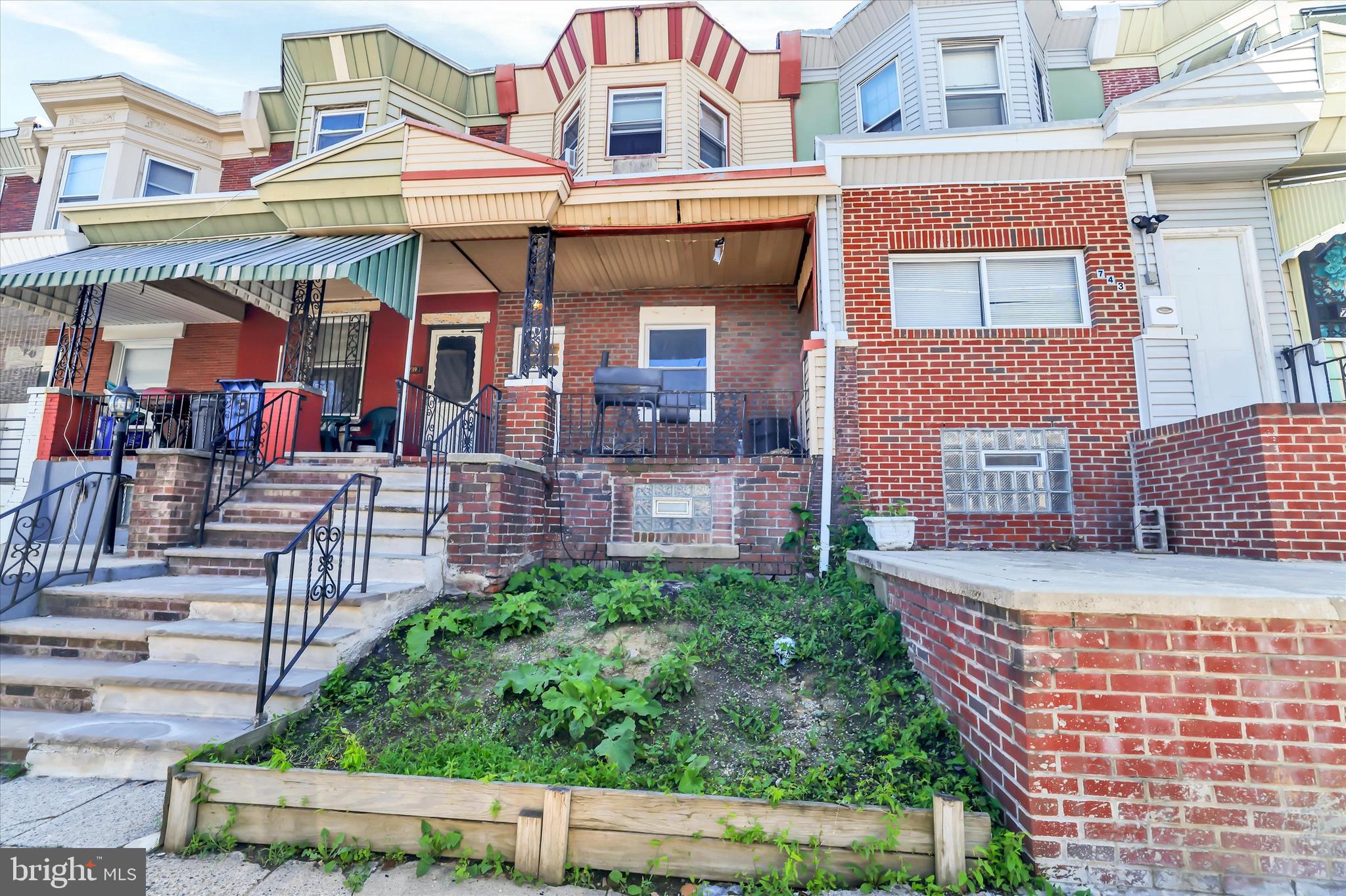 Welcome to 741 S 58th Street — A Beautifully Renovated Gem in Cobbs Creek, Philadelphia! This stunning, recently renovated duplex is the perfect opportunity for investors and first-time homebuyers alike. Both units feature 1 bedroom and 1 bathroom, wall-to-wall flooring, newly updated kitchens and bathrooms with modern finishes, and central air conditioning for year-round comfort. Whether you're looking to live in one unit and rent the other or add a turnkey investment property to your portfolio, 741 S. 58th Street is an opportunity you don't want to miss!