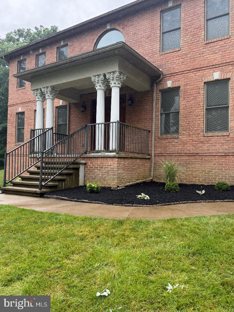 CEDAR CLIFF - Residential