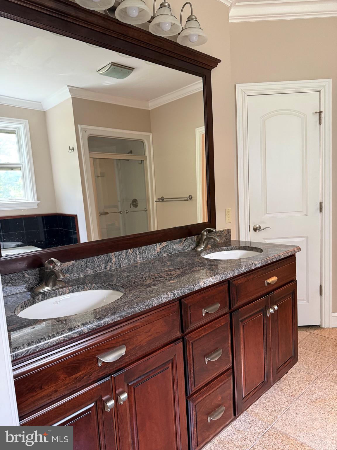 CEDAR CLIFF - Residential