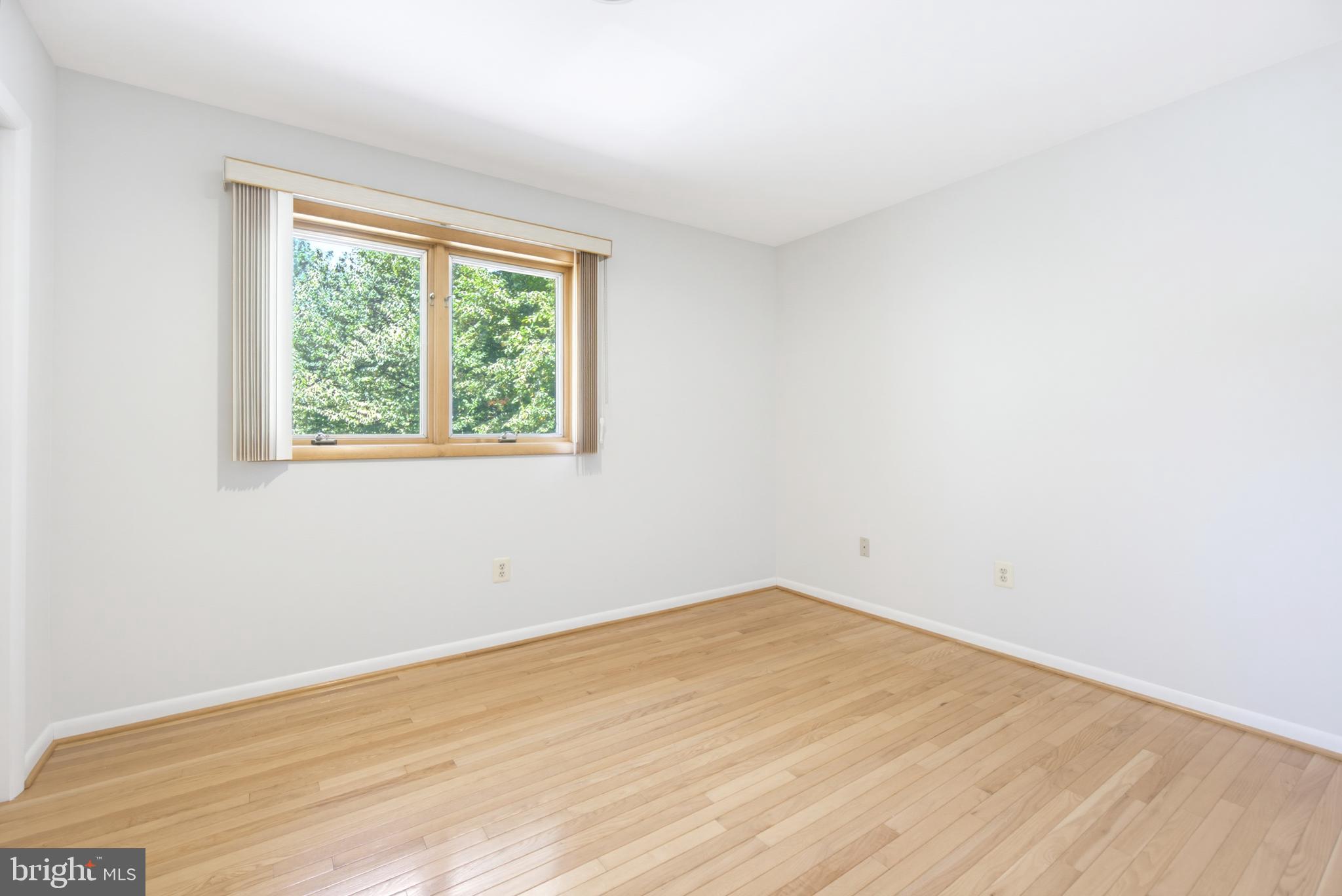 OWEN BROWN WOODS - Residential