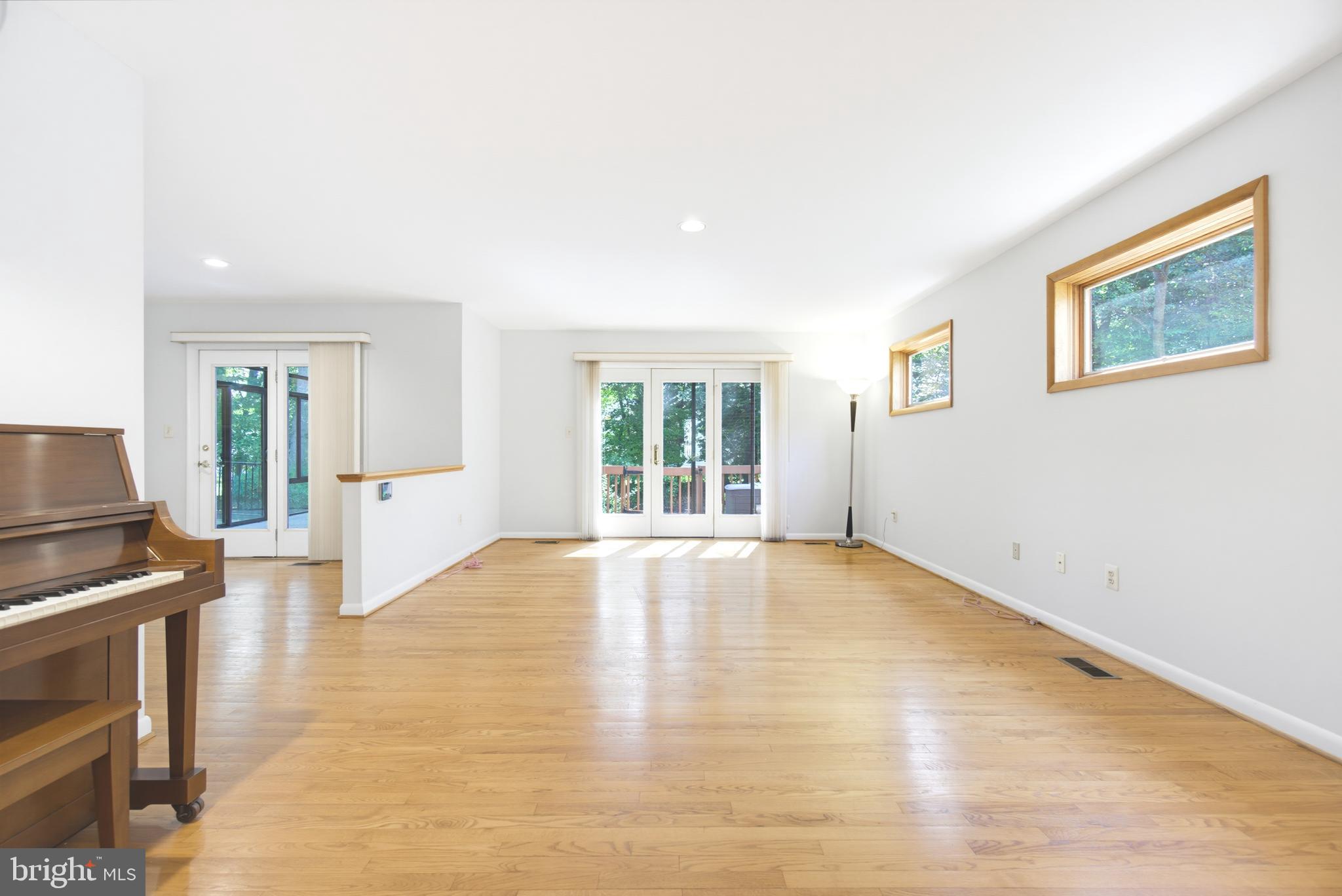 OWEN BROWN WOODS - Residential
