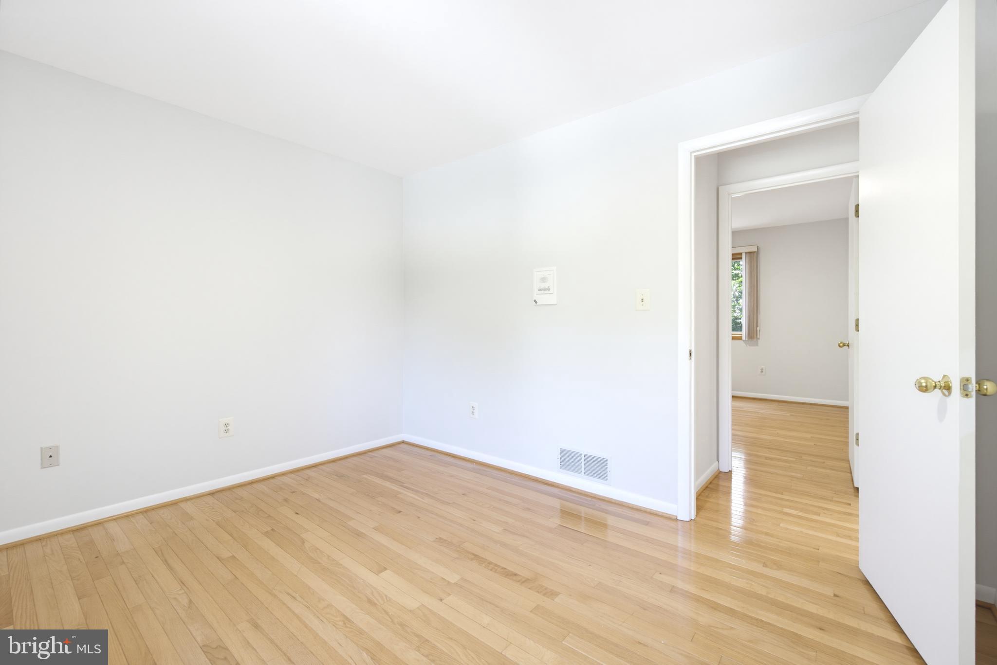 OWEN BROWN WOODS - Residential